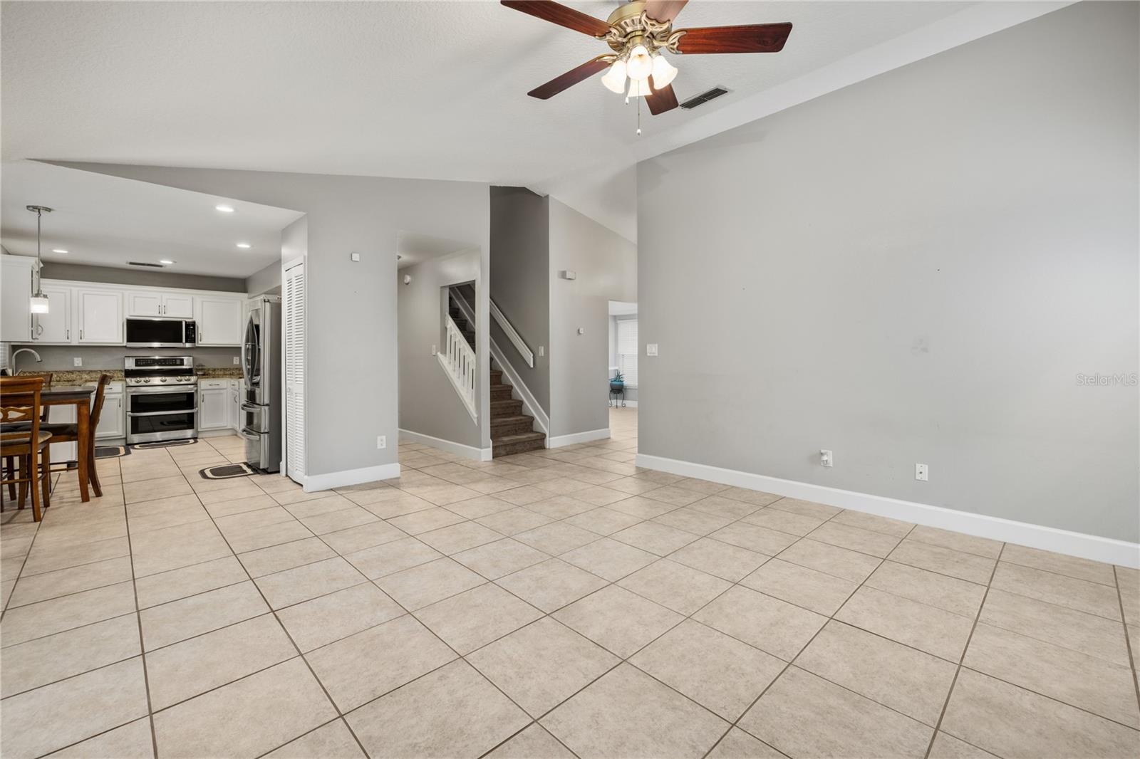 1154 DEER LAKE CIR