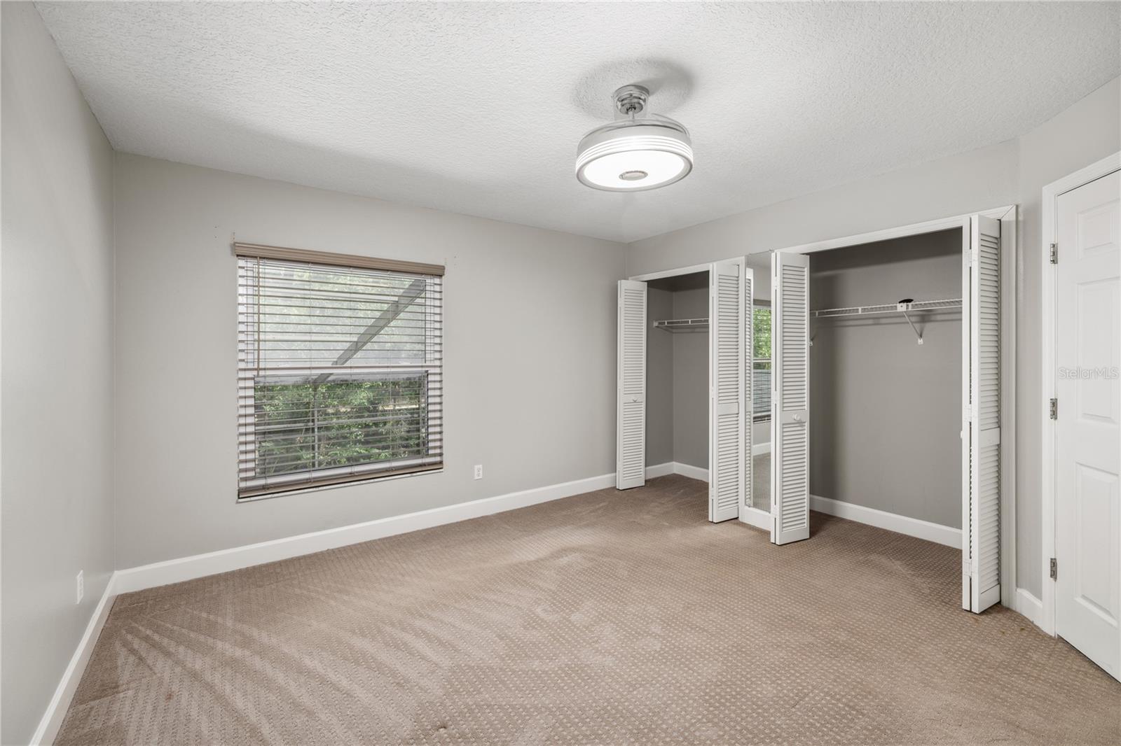 1154 DEER LAKE CIR