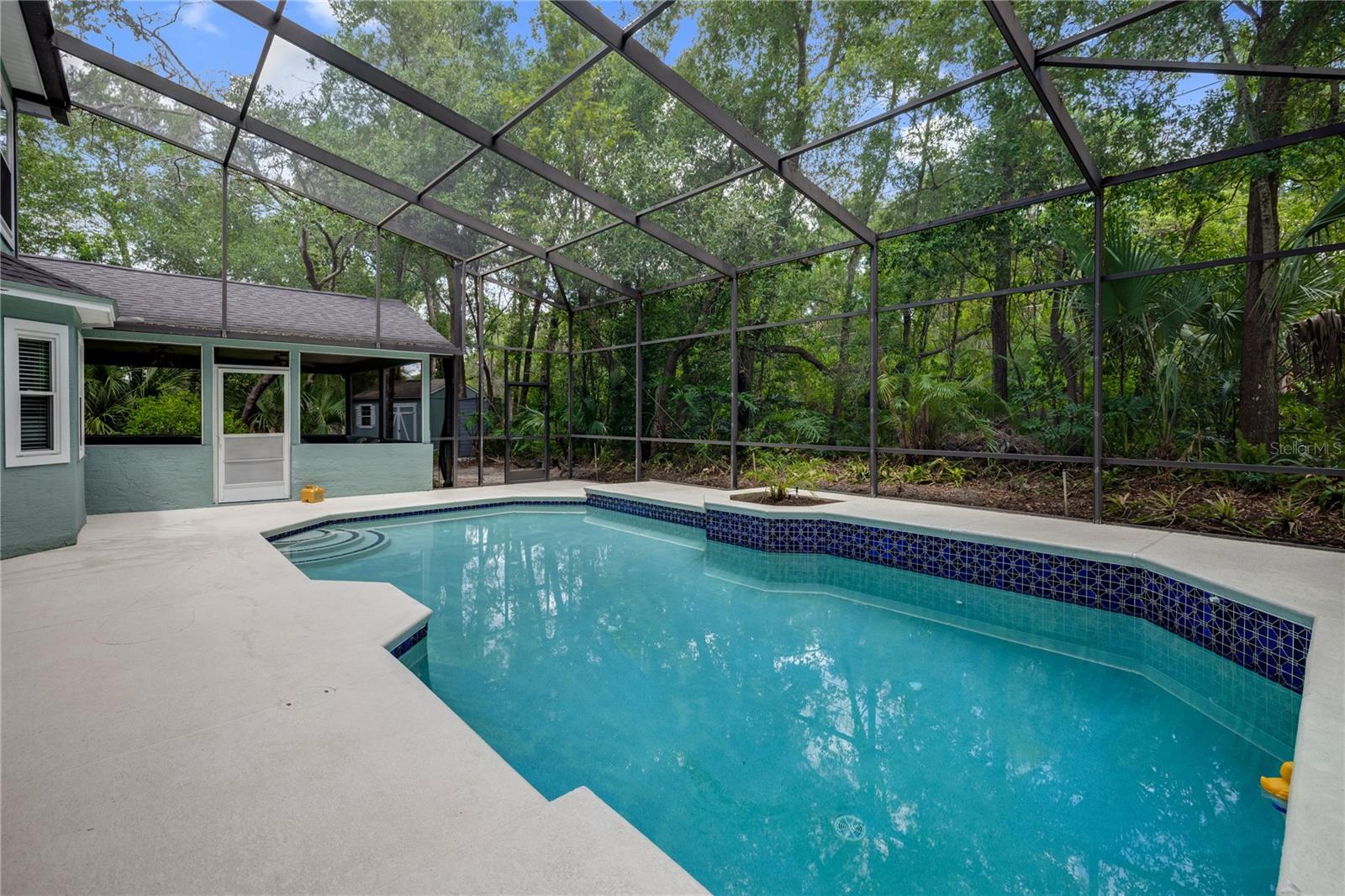 1154 DEER LAKE CIR