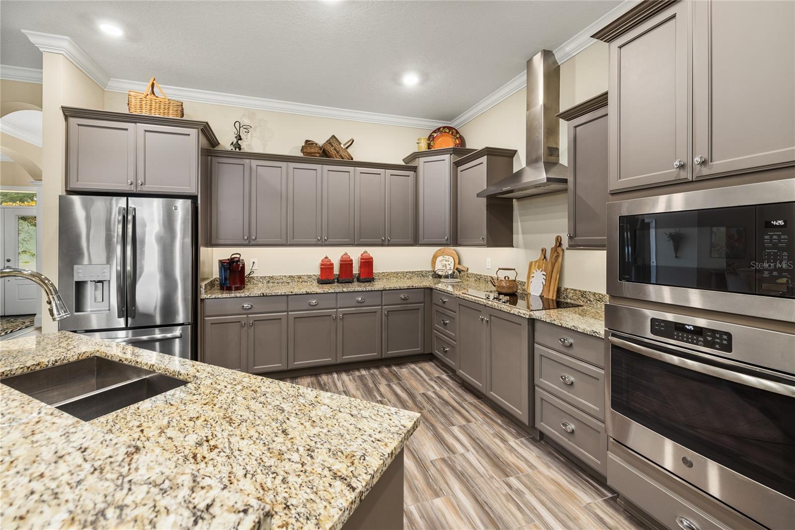 1097 SUGAR LOAF KEY LOOP