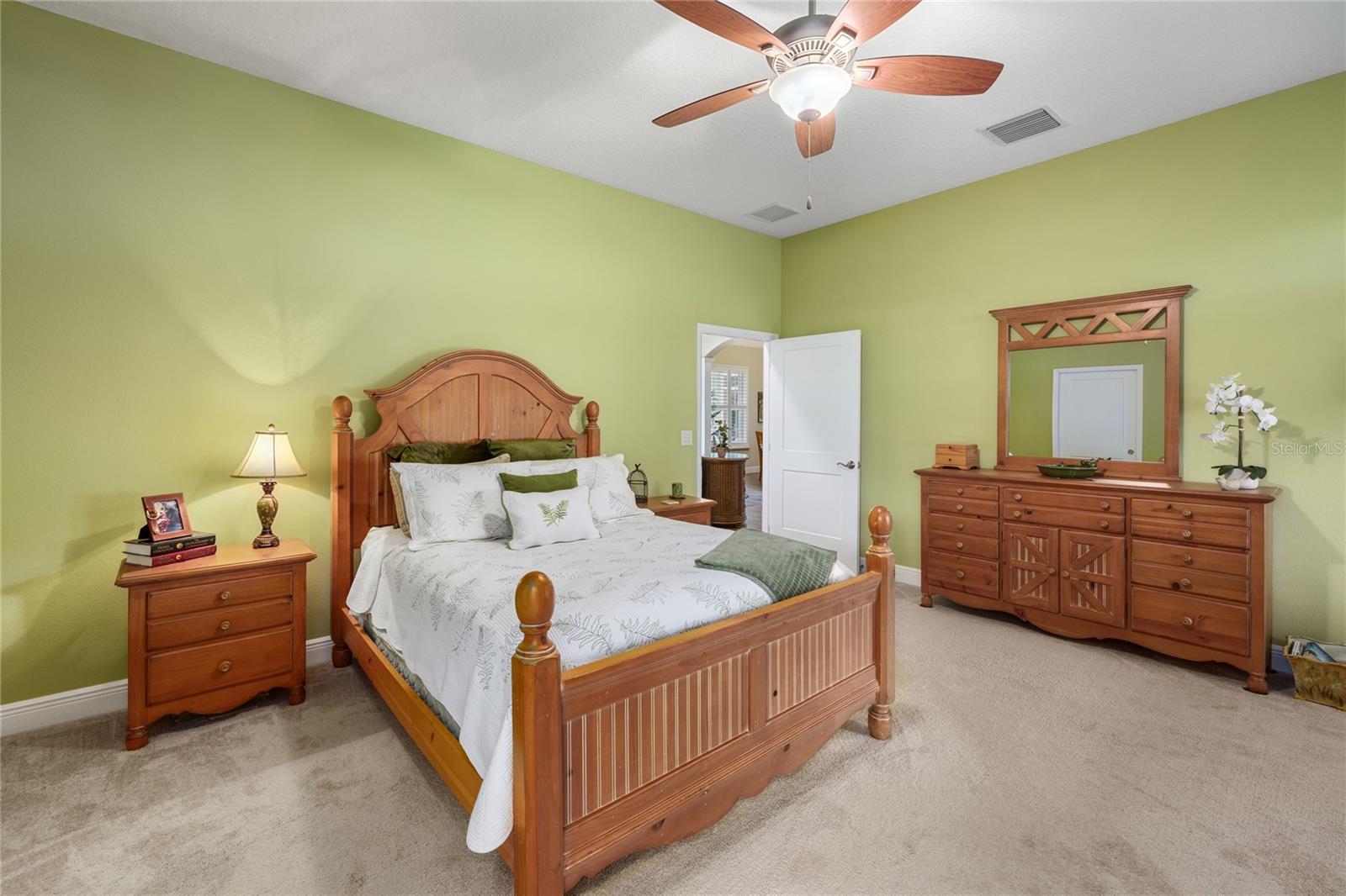 1097 SUGAR LOAF KEY LOOP