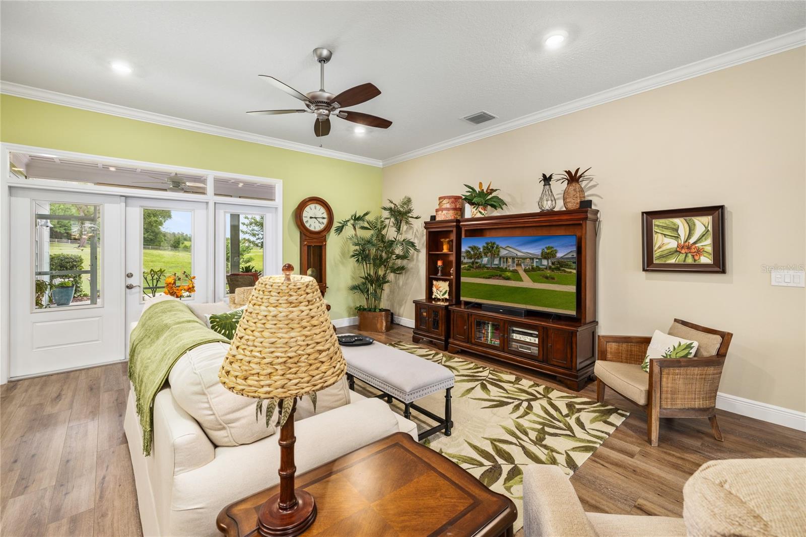 1097 SUGAR LOAF KEY LOOP