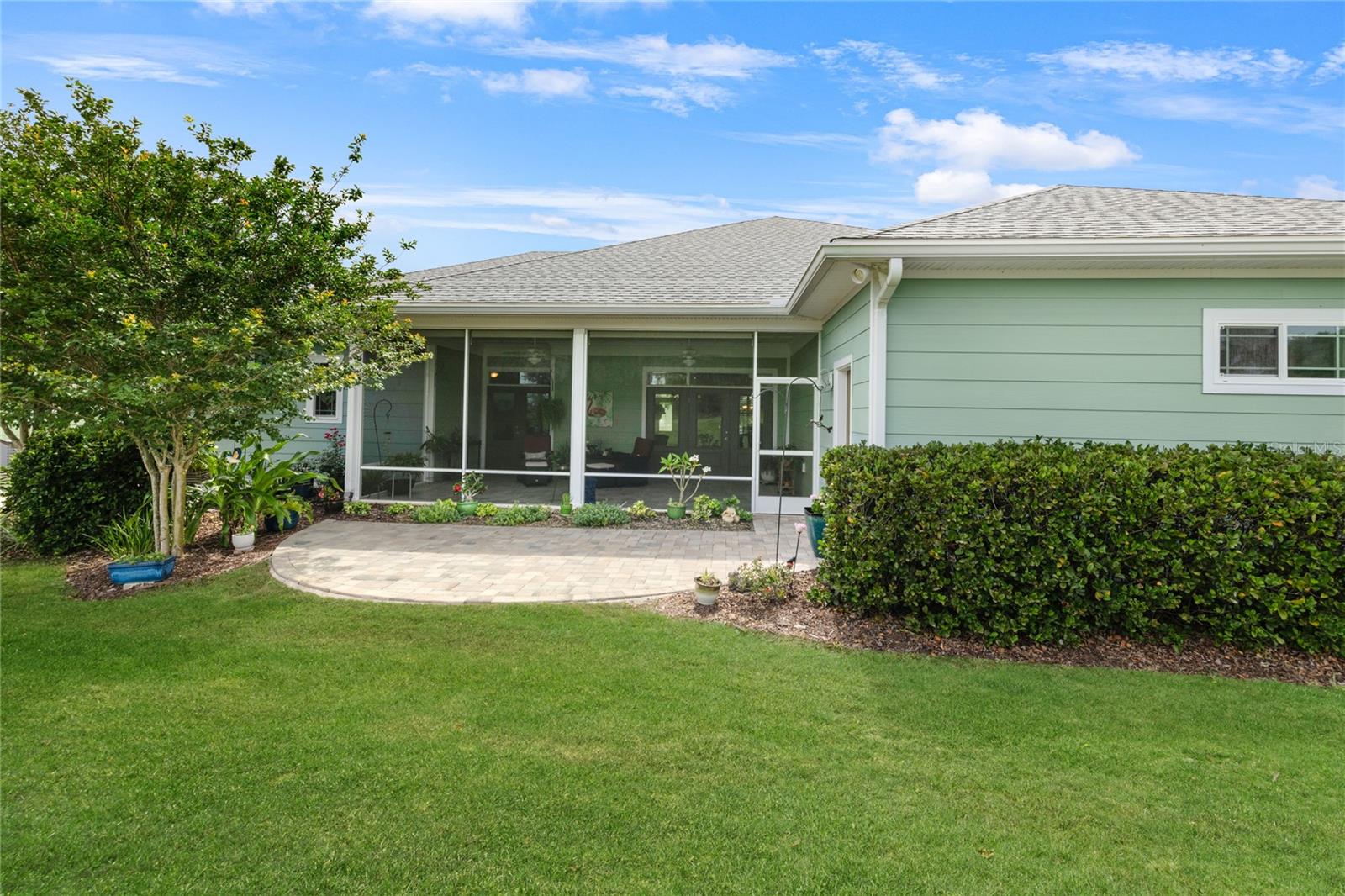 1097 SUGAR LOAF KEY LOOP