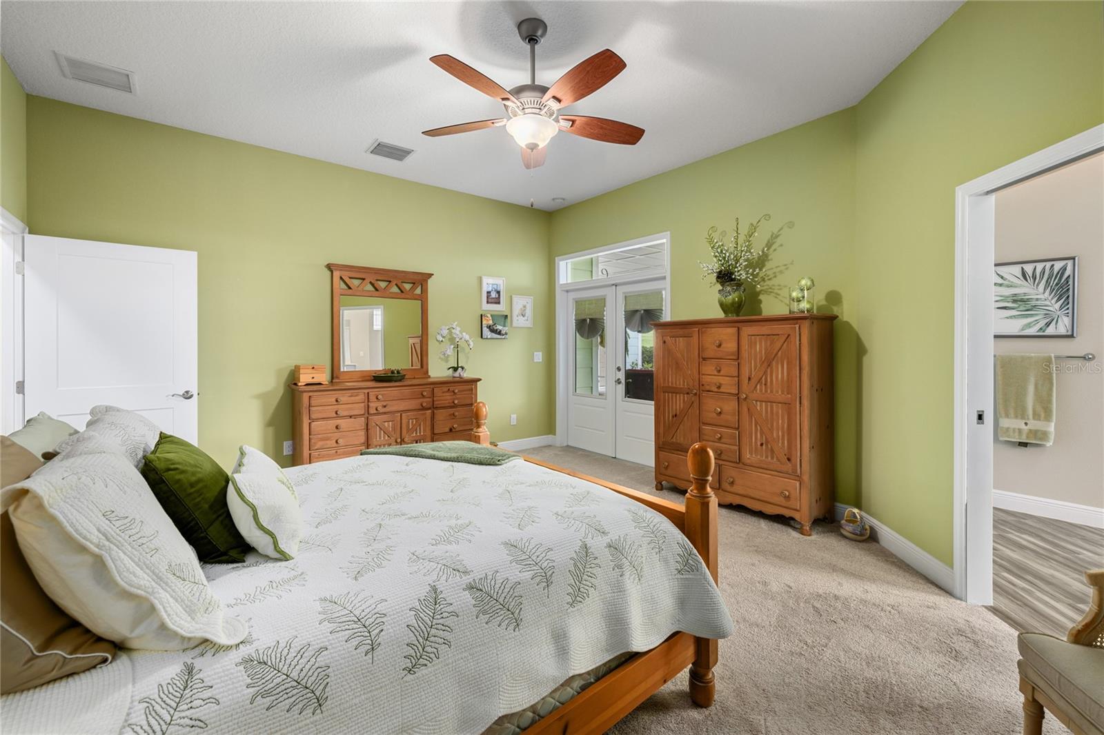 1097 SUGAR LOAF KEY LOOP