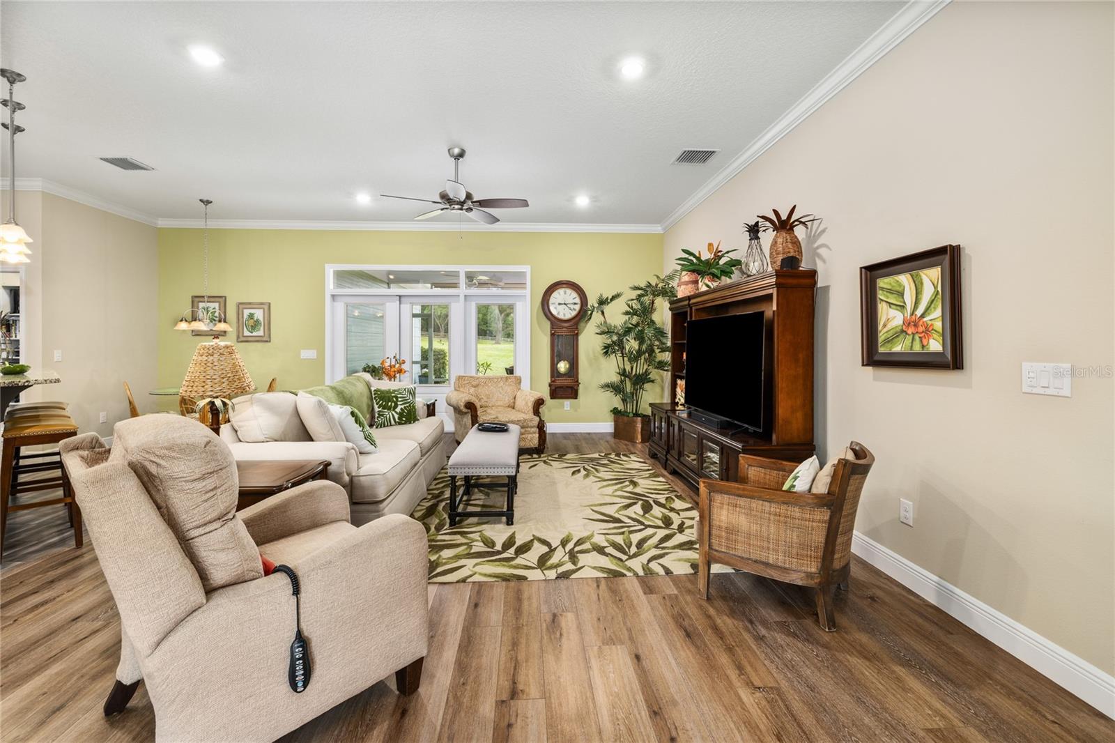 1097 SUGAR LOAF KEY LOOP