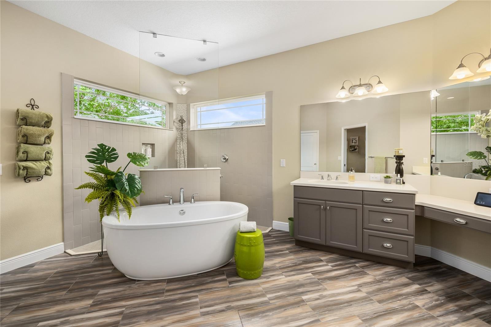 1097 SUGAR LOAF KEY LOOP