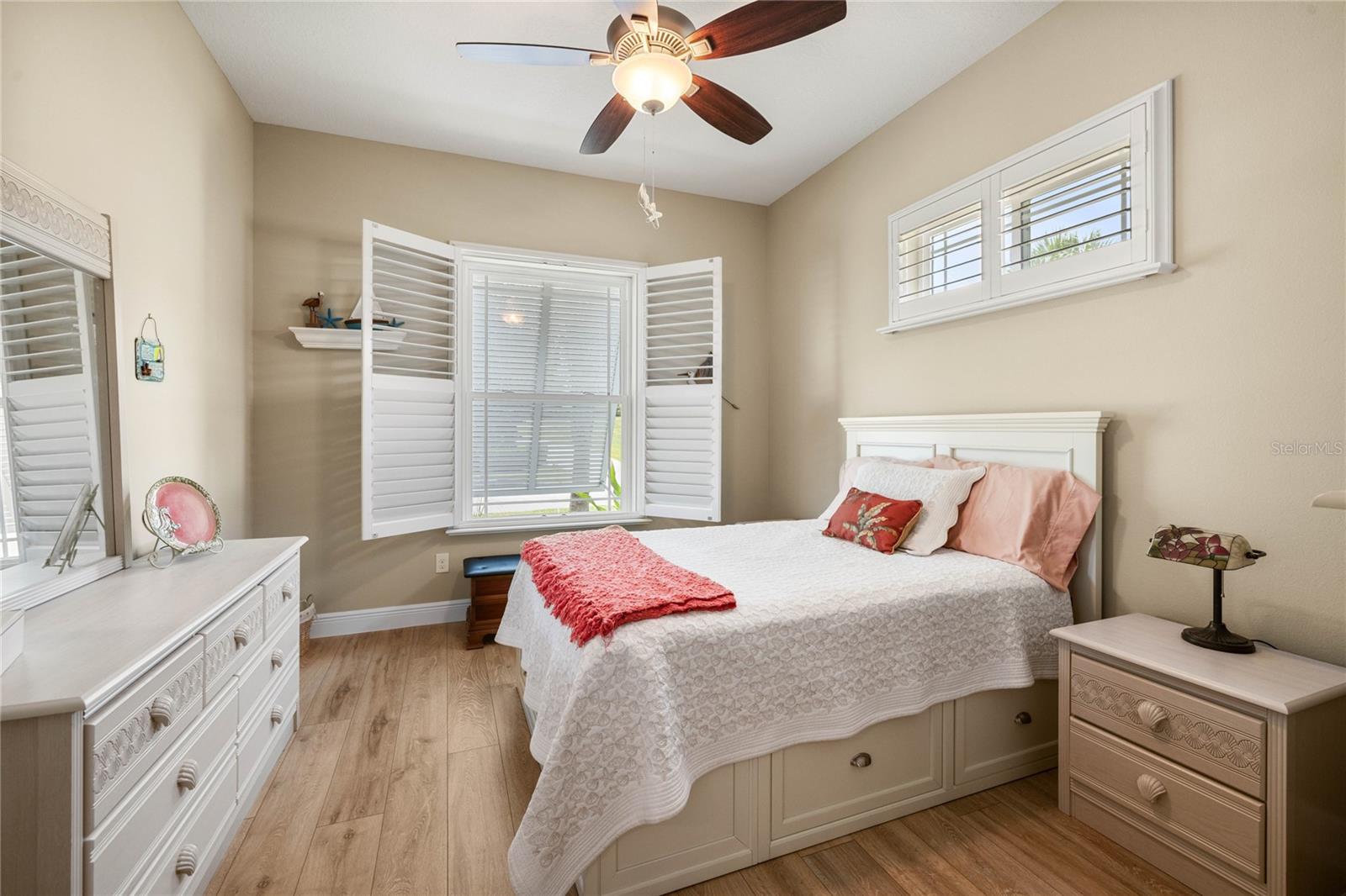 1097 SUGAR LOAF KEY LOOP