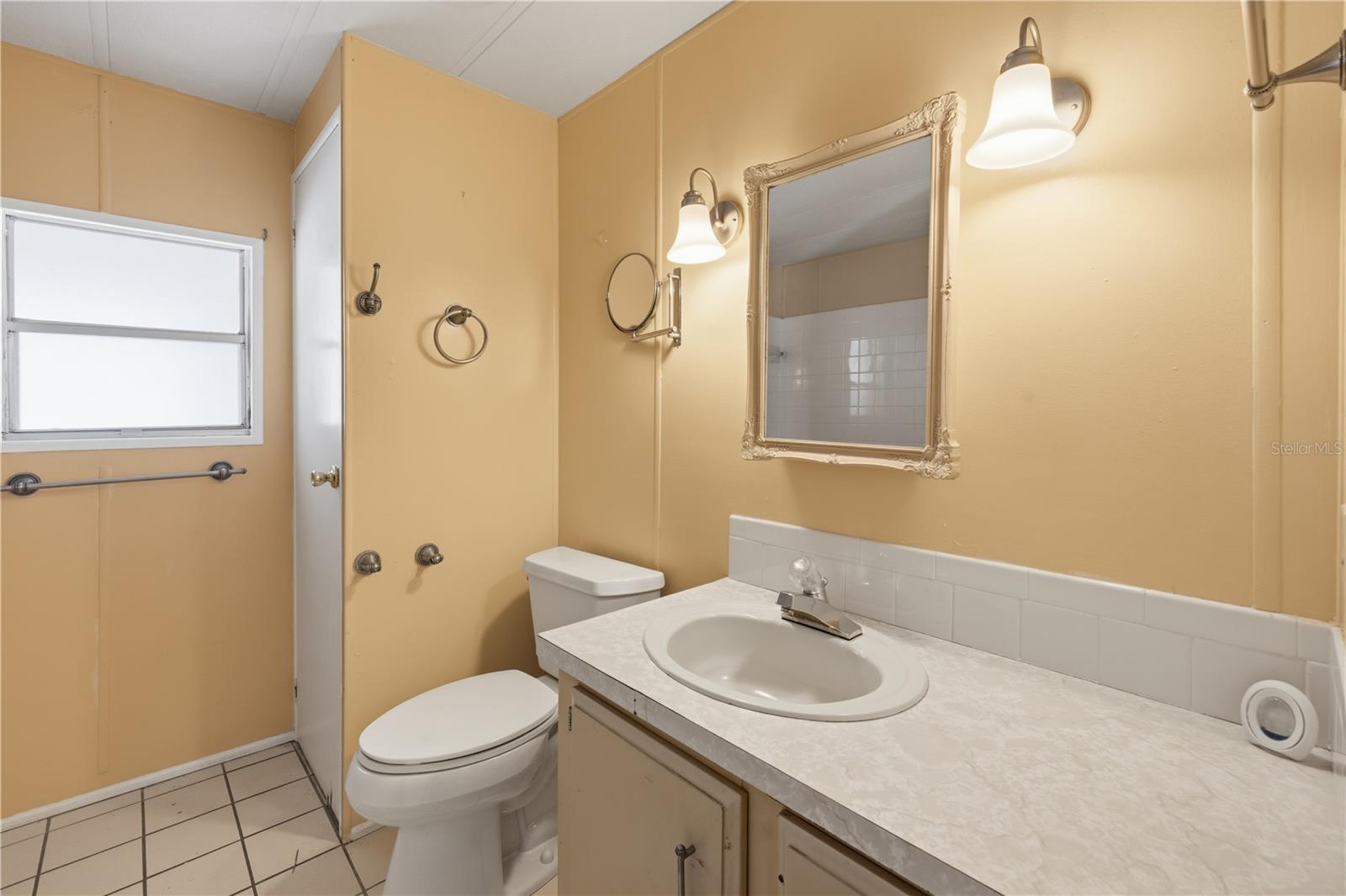 3417 WAX MYRTLE CIR