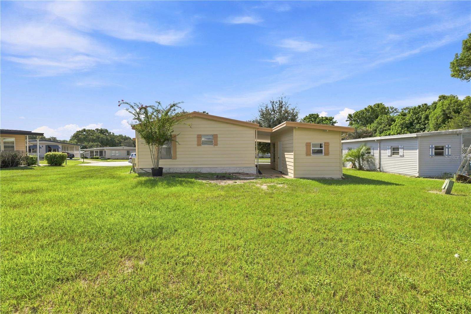 3417 WAX MYRTLE CIR