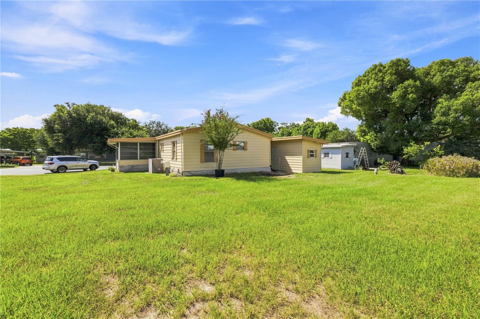 3417 WAX MYRTLE CIR
