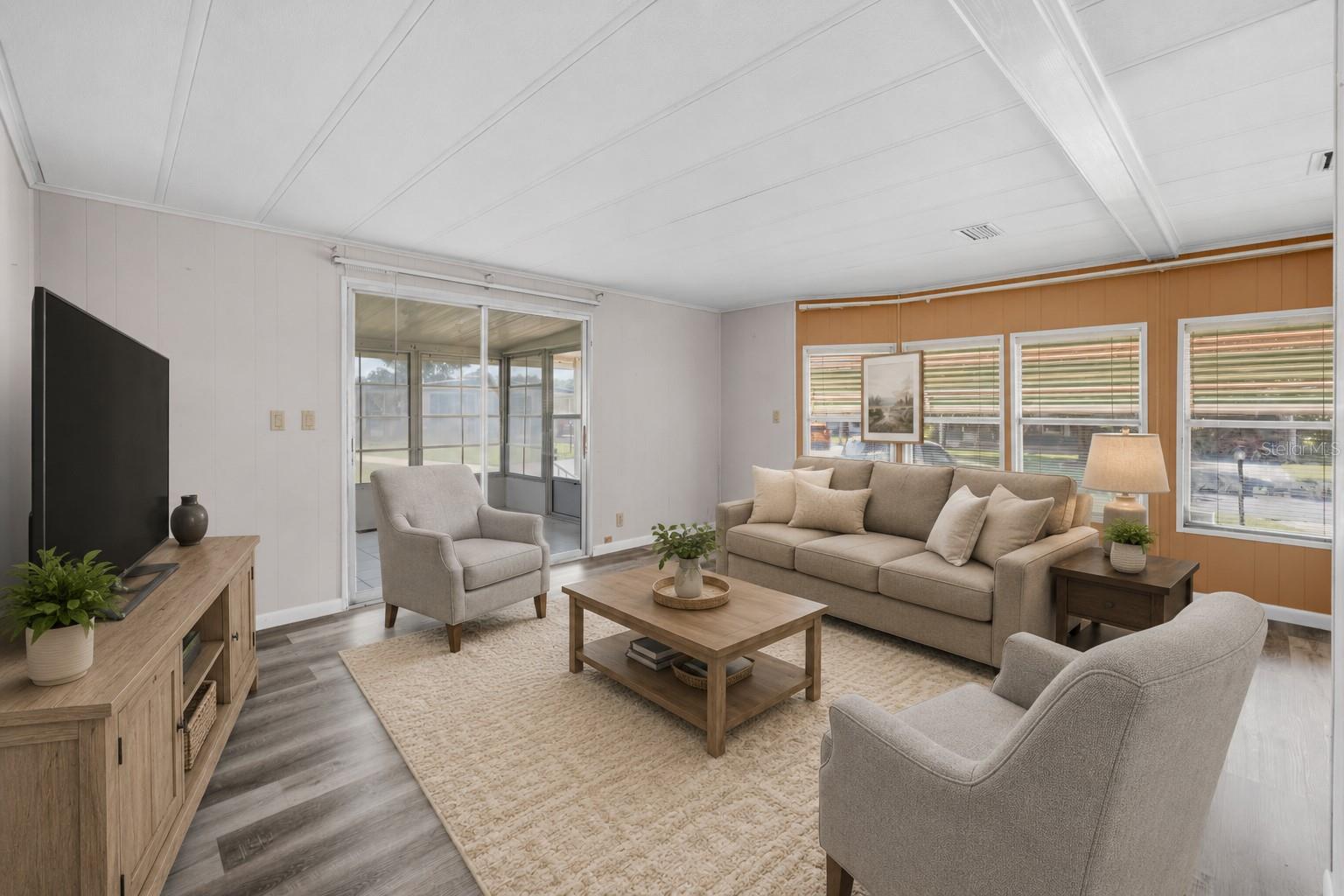 3417 WAX MYRTLE CIR