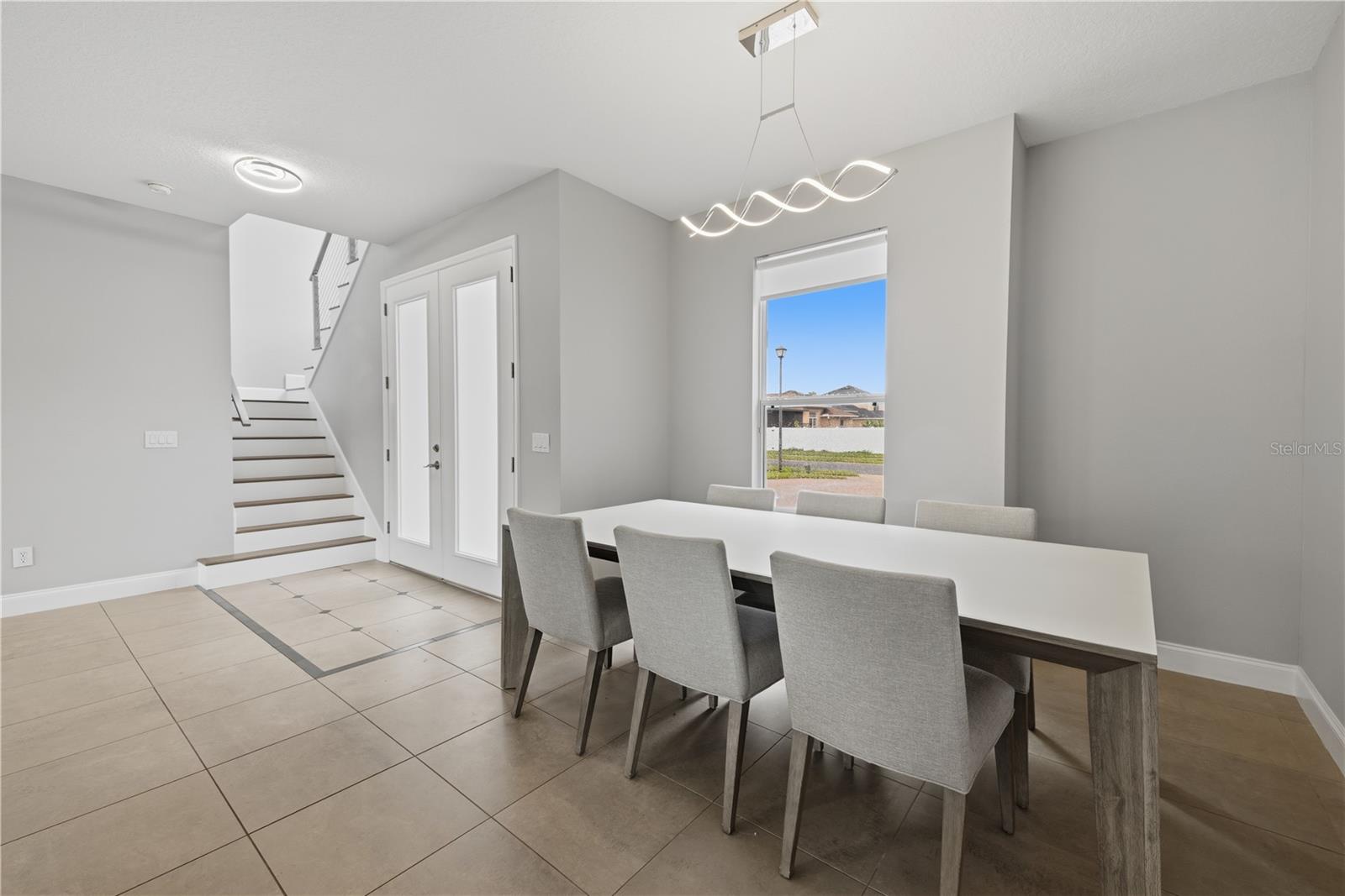 1526 EQUINOX CIR