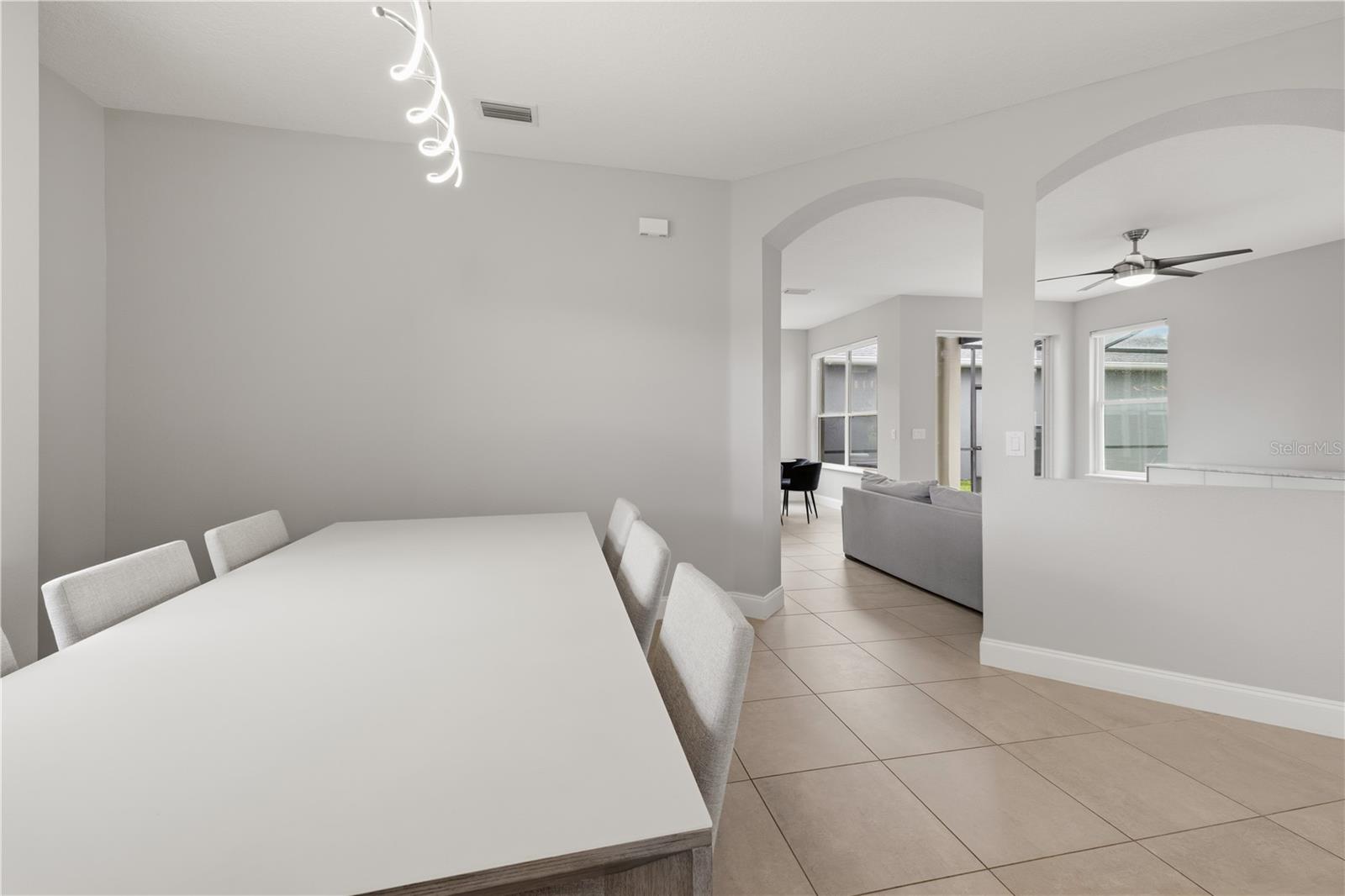 1526 EQUINOX CIR
