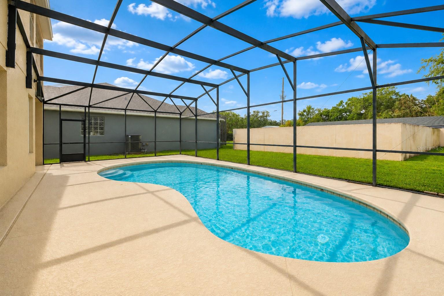 1526 EQUINOX CIR
