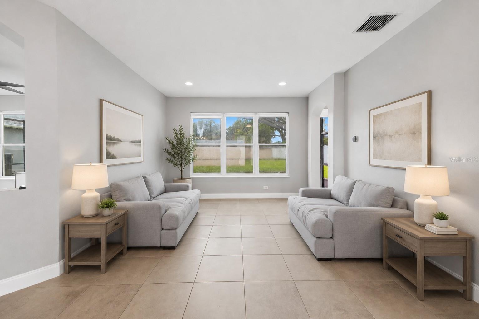 1526 EQUINOX CIR