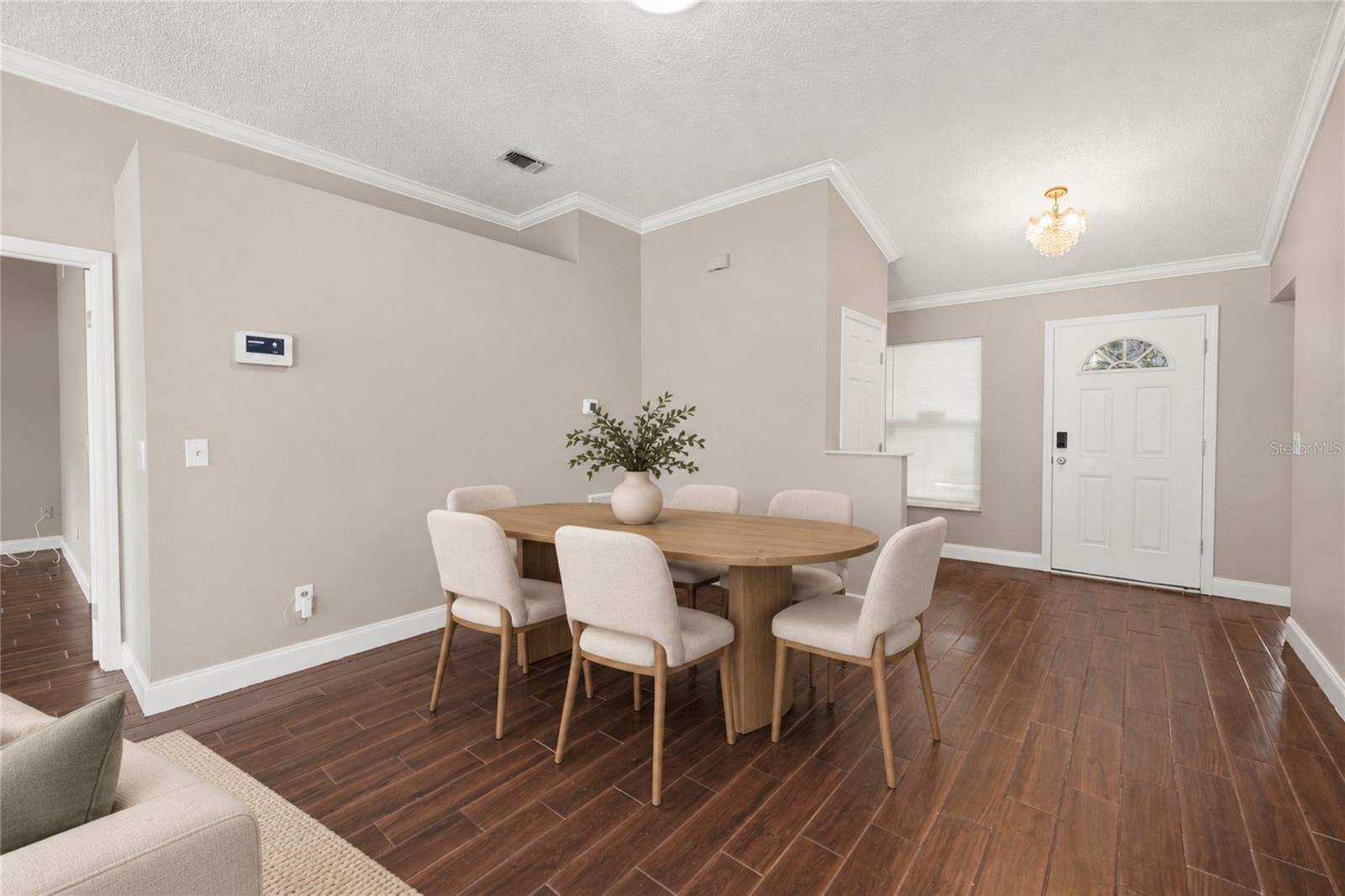 1680 LADY SLIPPER CIR