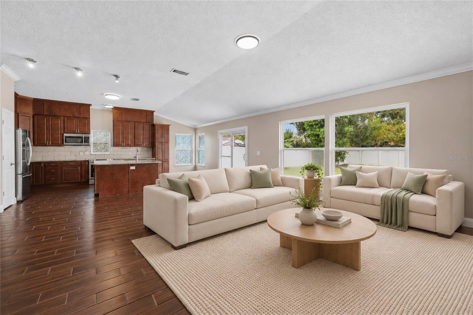 1680 LADY SLIPPER CIR
