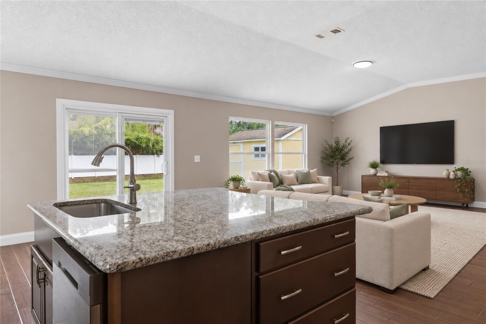 1680 LADY SLIPPER CIR