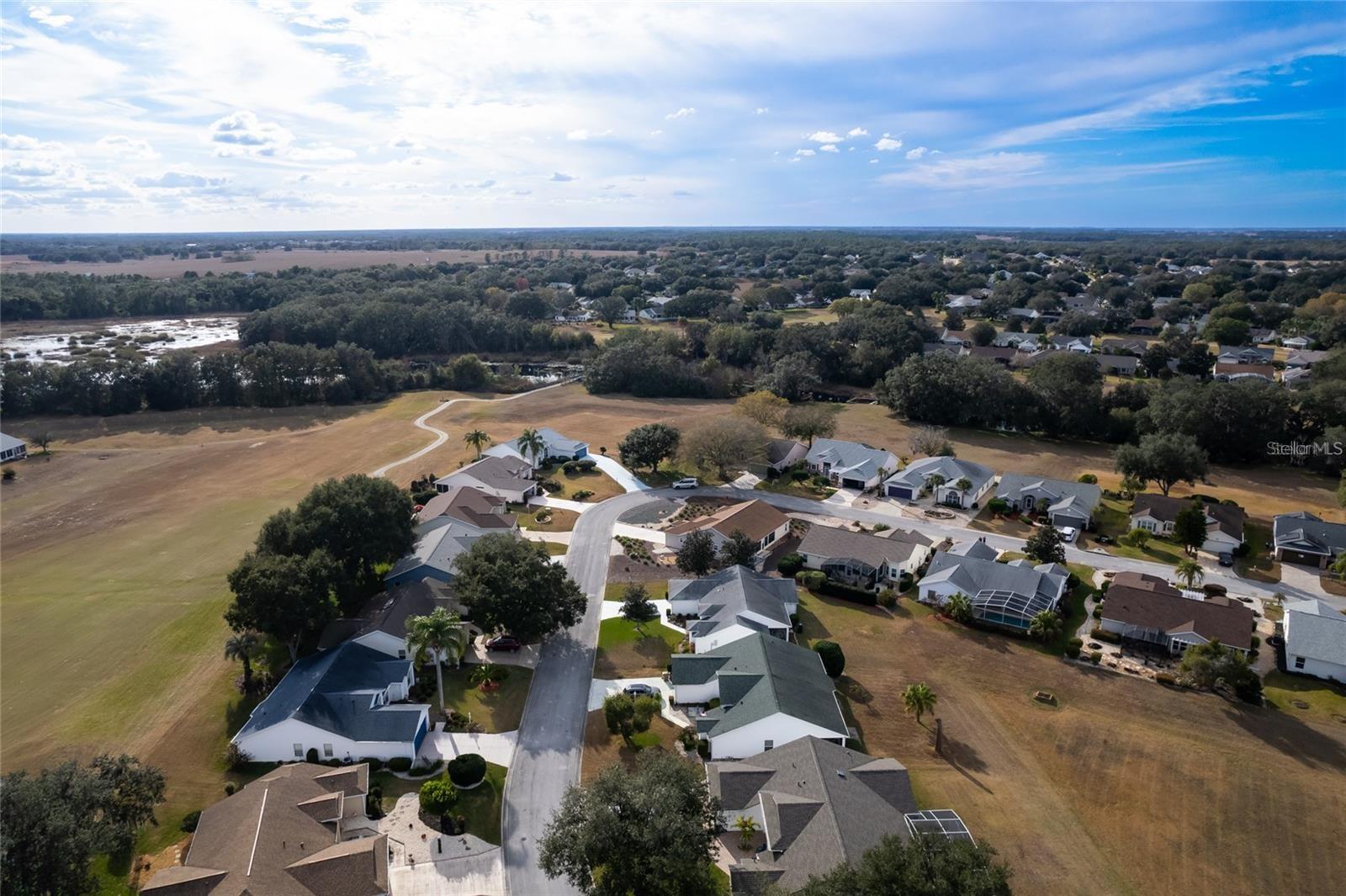 25233 LOST OAK CIR