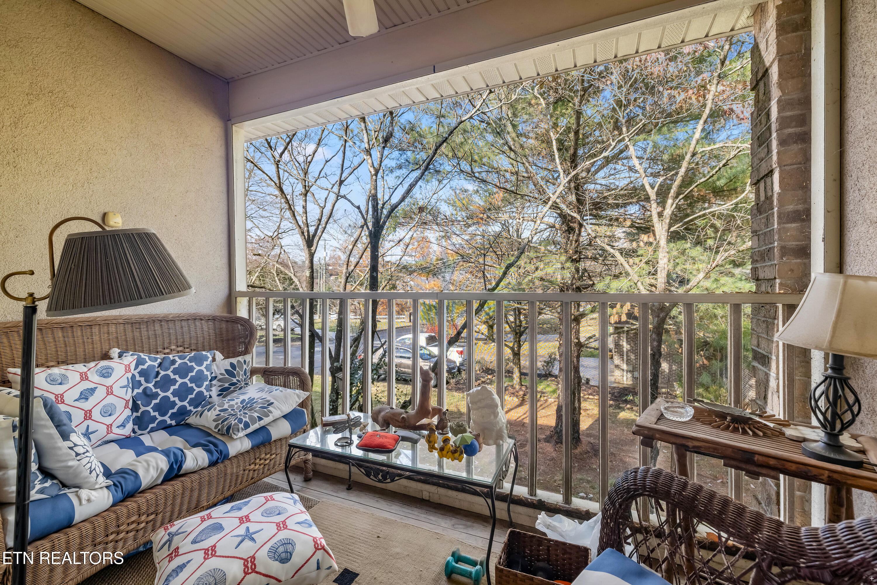 8611 Old Carriage Court