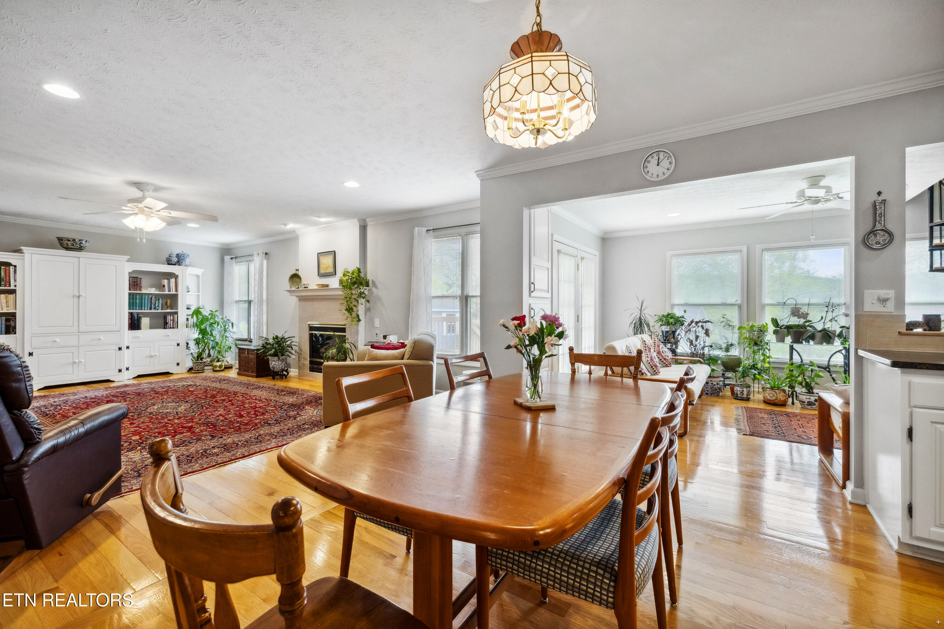 109 W Melbourne Rd