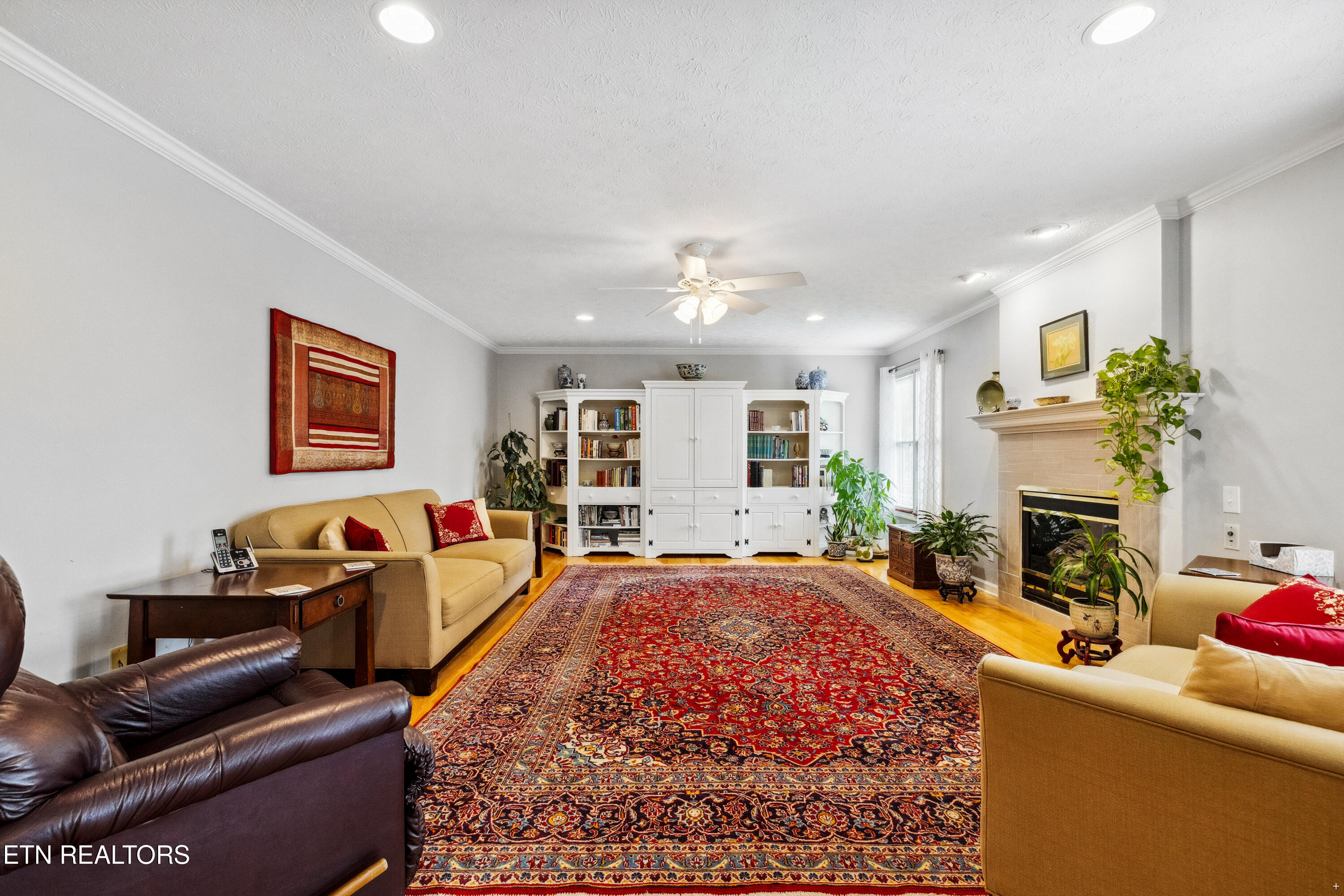 109 W Melbourne Rd