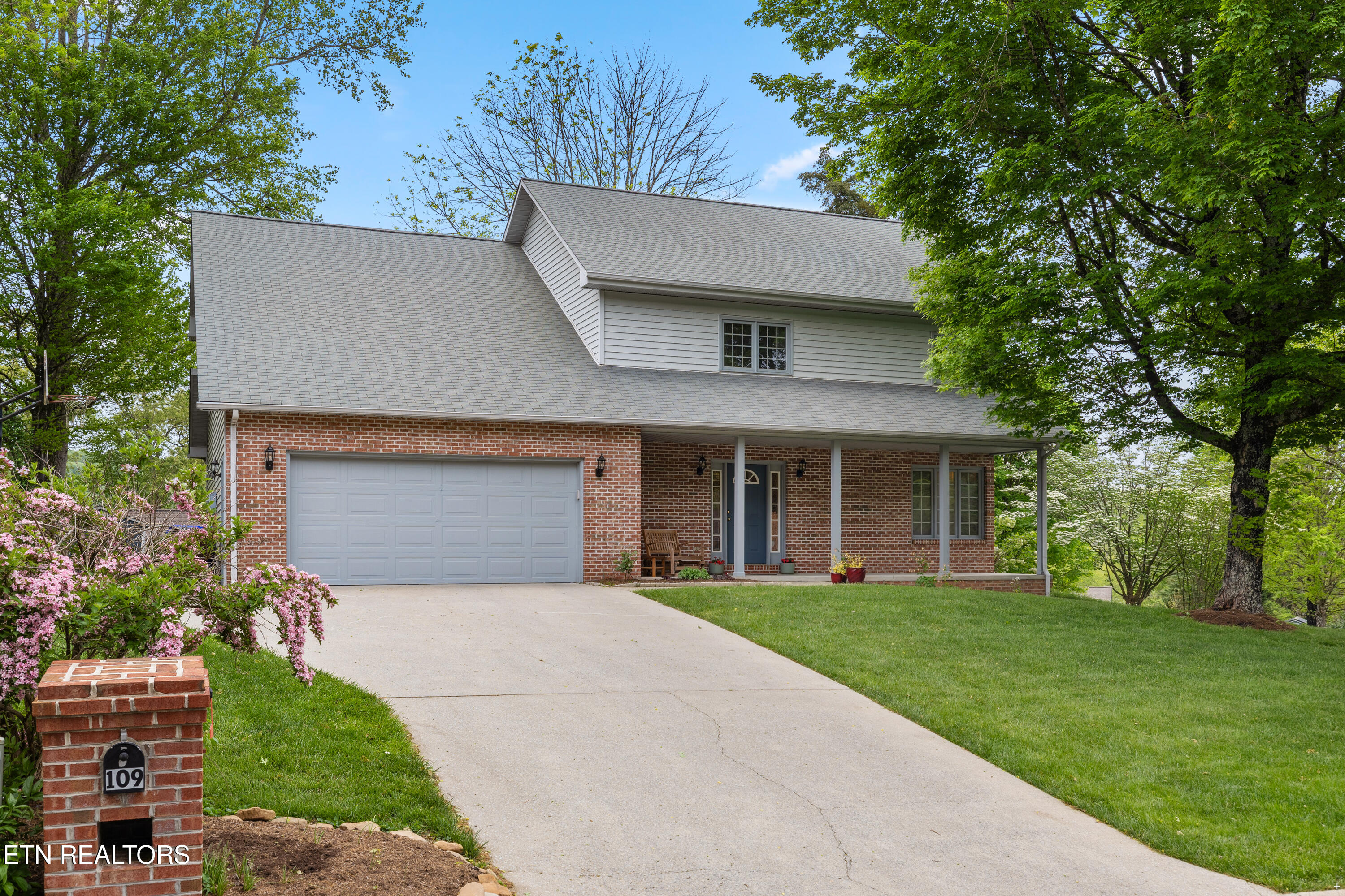 109 W Melbourne Rd