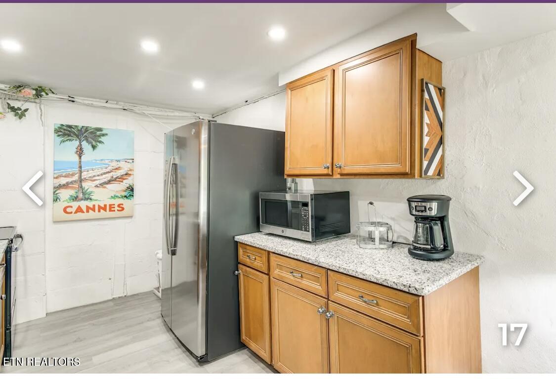 1118 Baker Ave