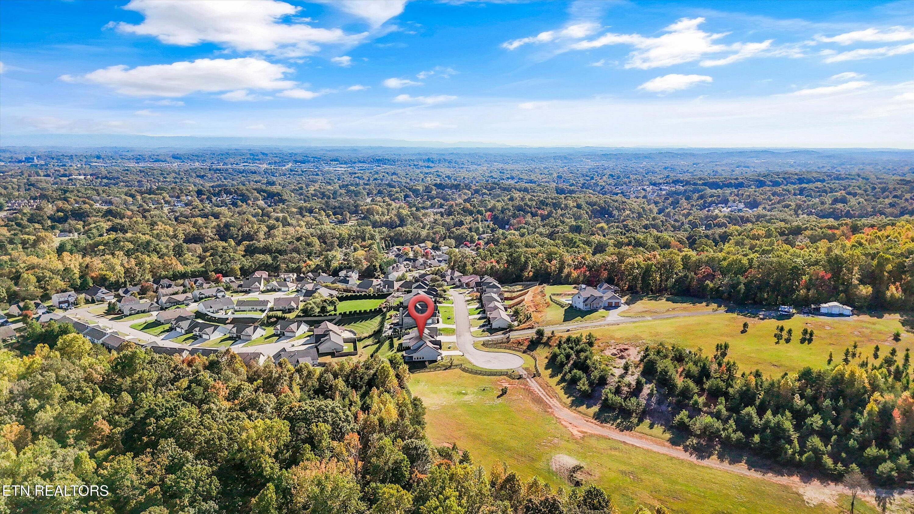 2551 Ancient Oak Lane, Knoxville