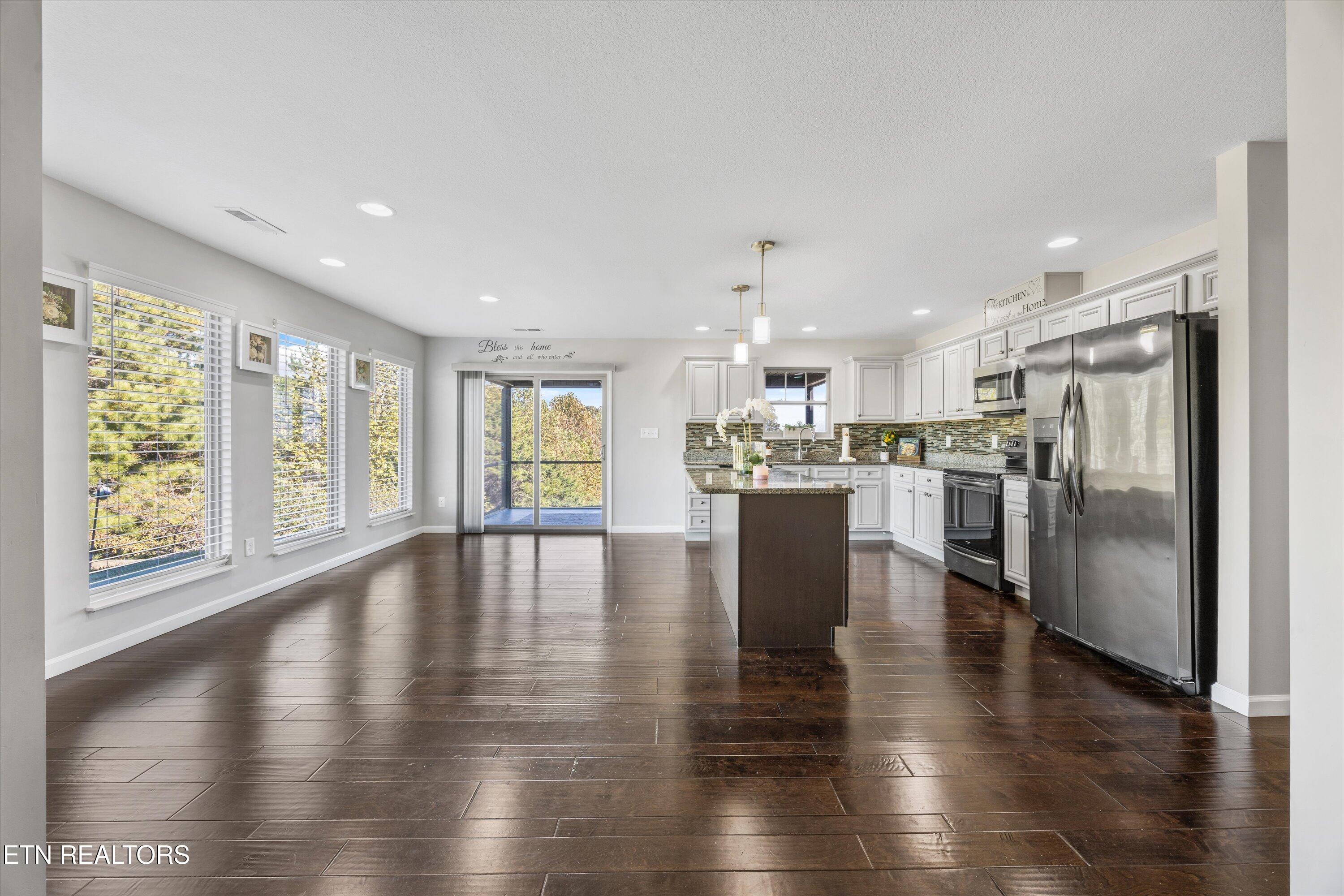 2551 Ancient Oak Lane, Knoxville