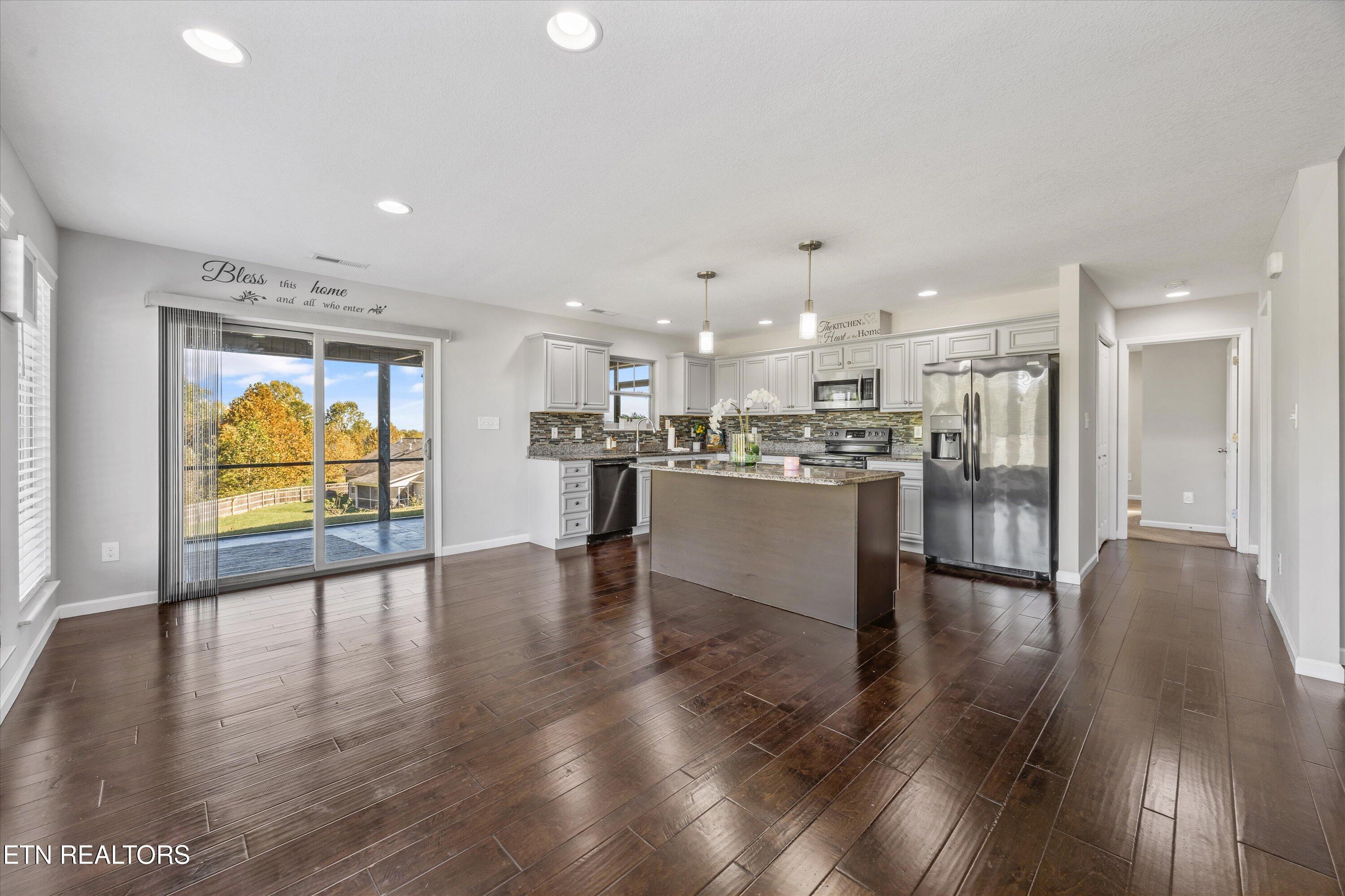 2551 Ancient Oak Lane, Knoxville
