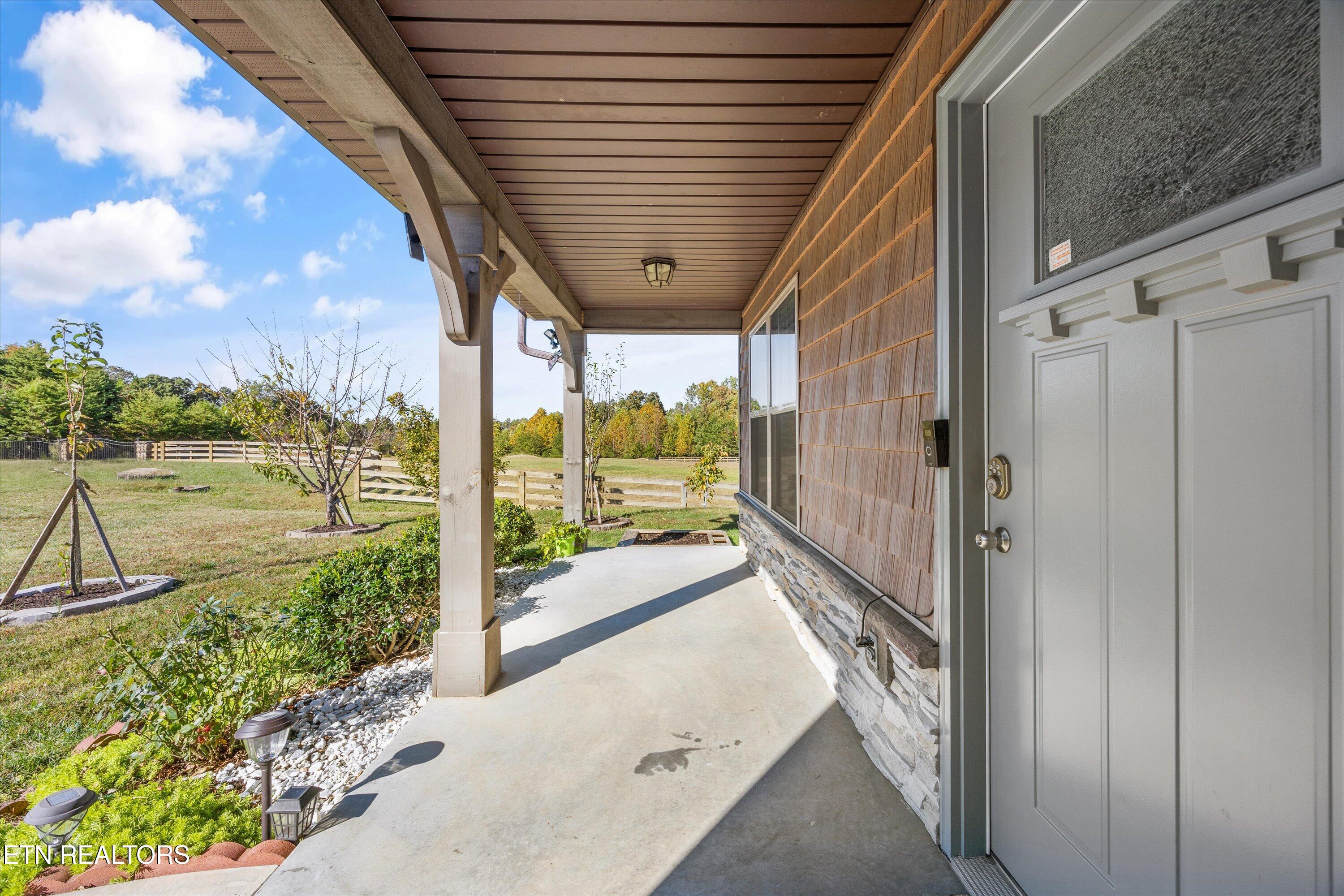 2551 Ancient Oak Lane, Knoxville