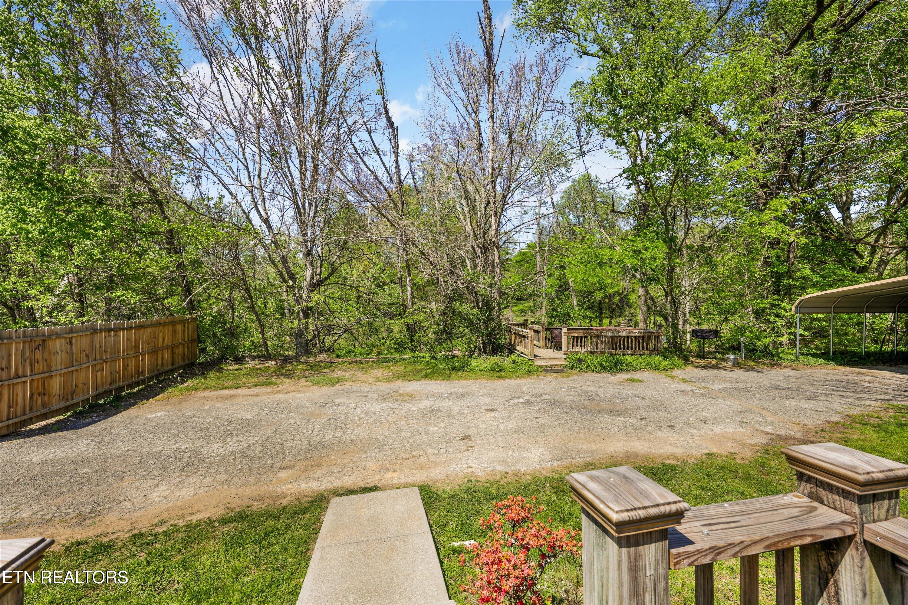 7637 E Lamar Alex Pkwy