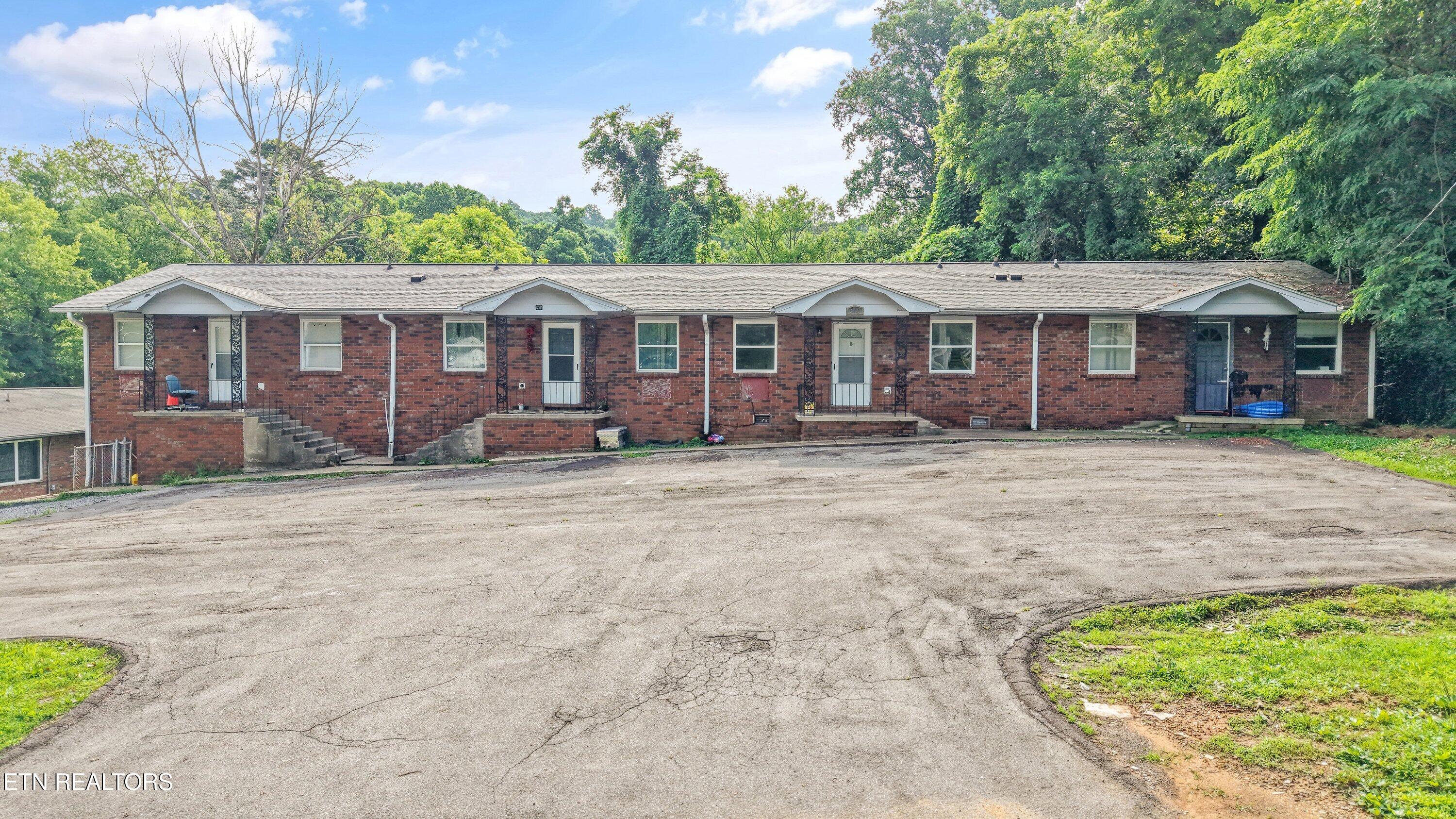 310 Gilbert Lane