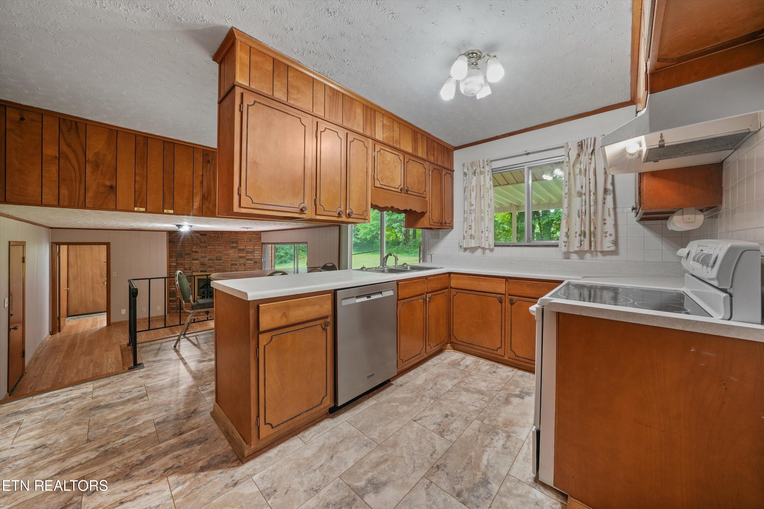 9321 Gulf Park Drive