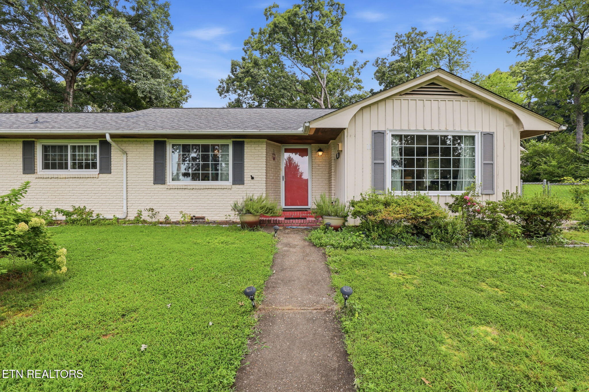 11141 Sonja Drive