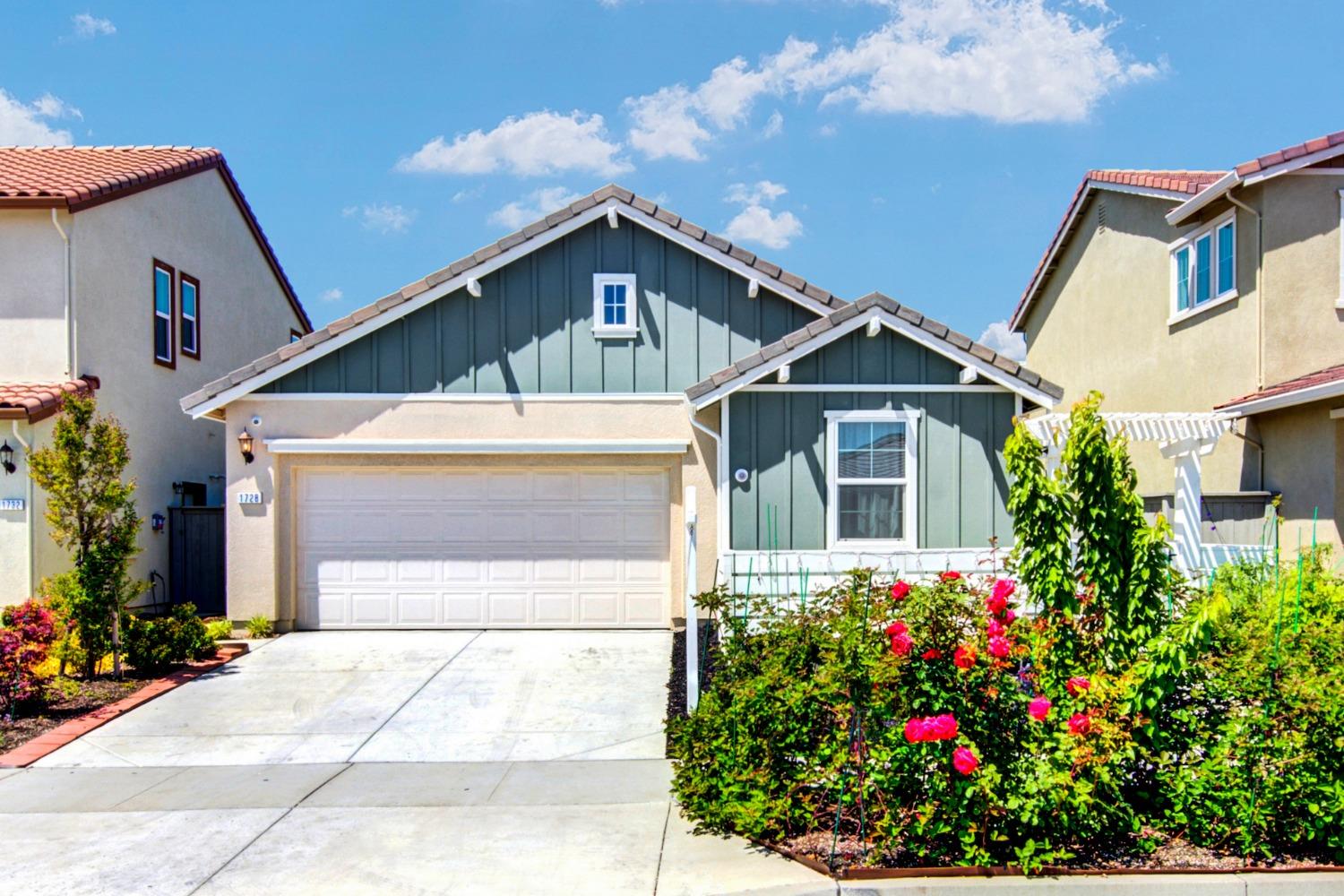 1728 Sander Street