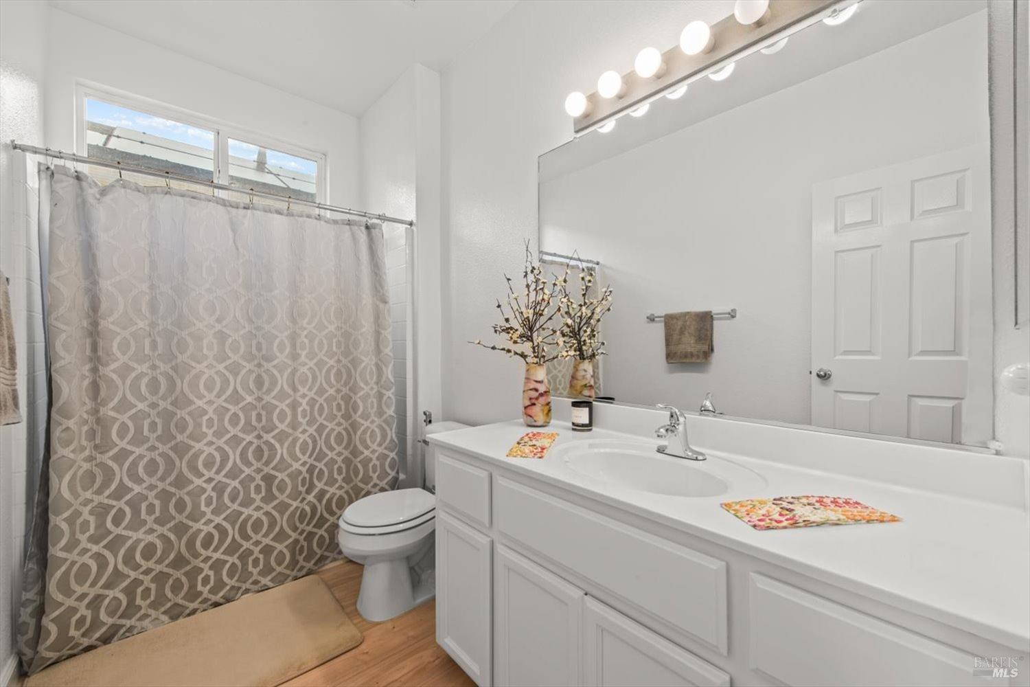 2512 Bickford Circle