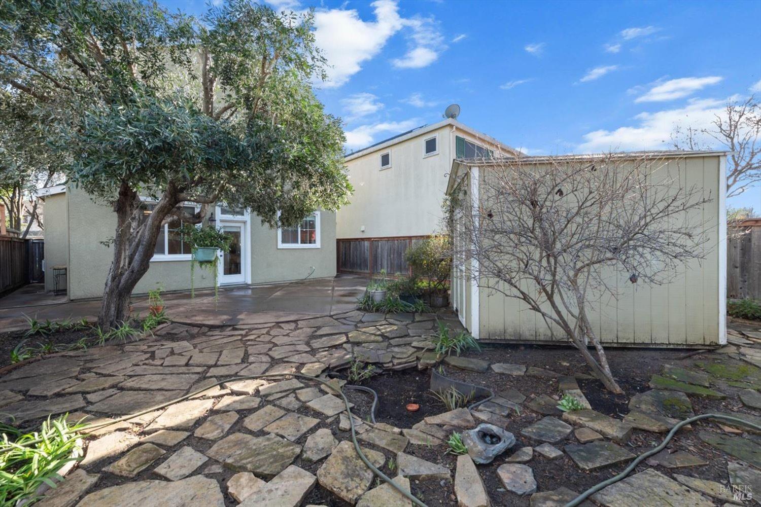 2512 Bickford Circle