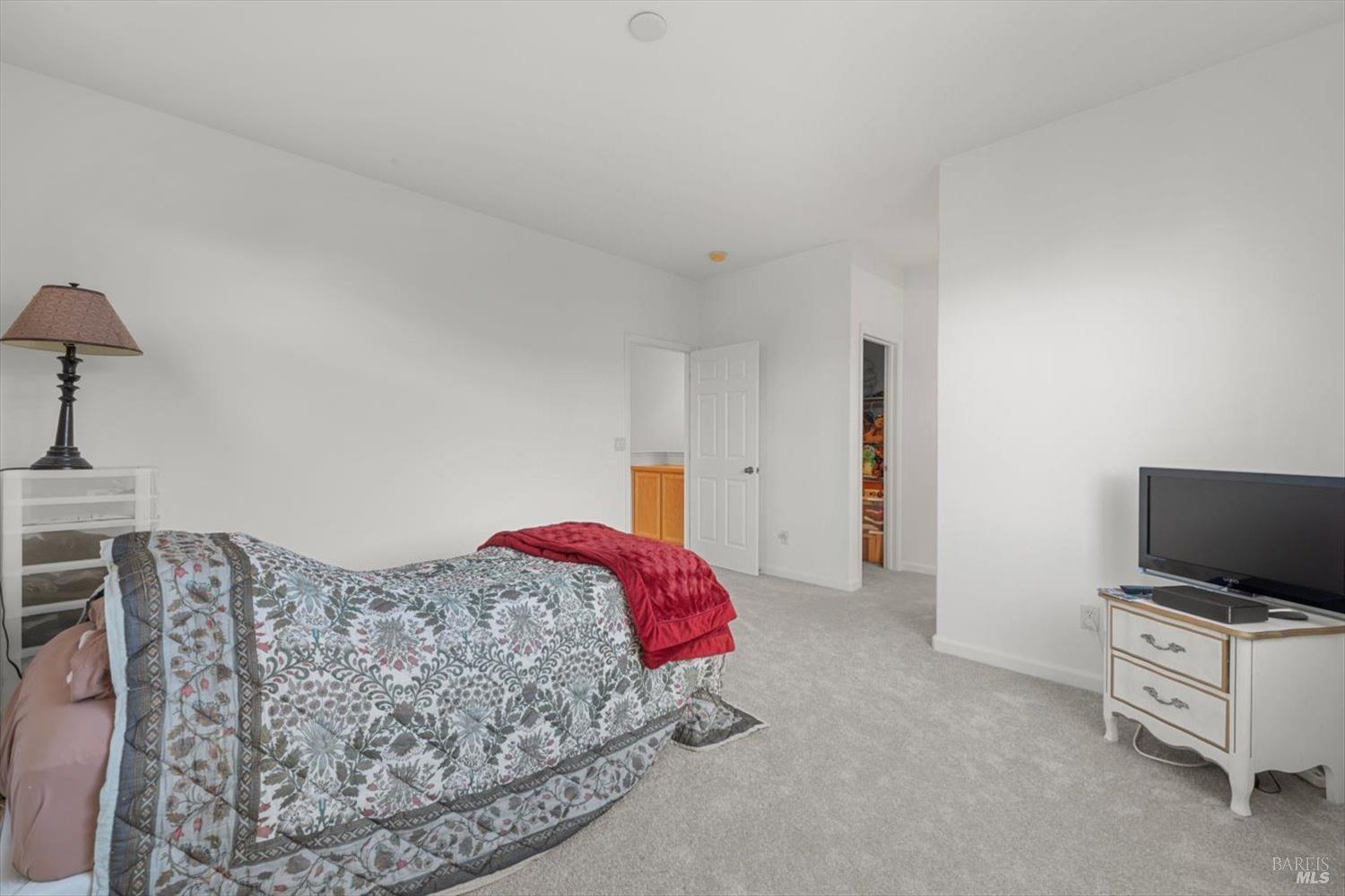 2512 Bickford Circle