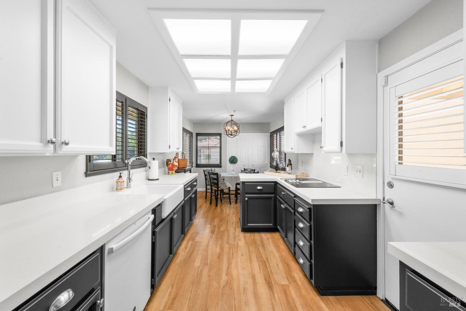 69 Fountain Grove Circle