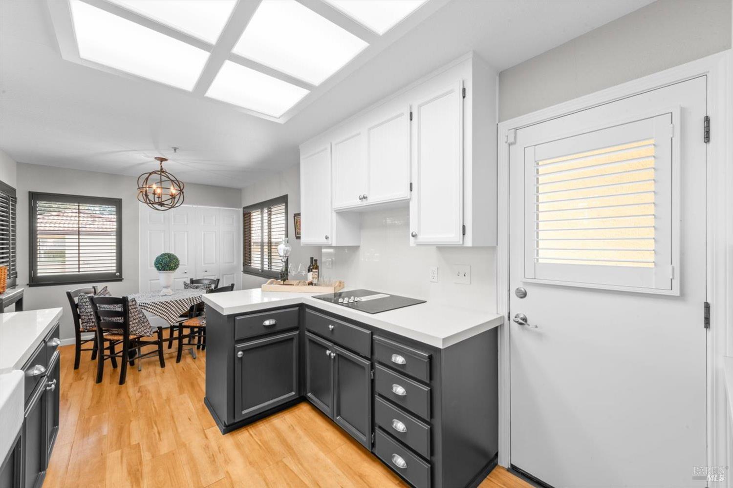 69 Fountain Grove Circle