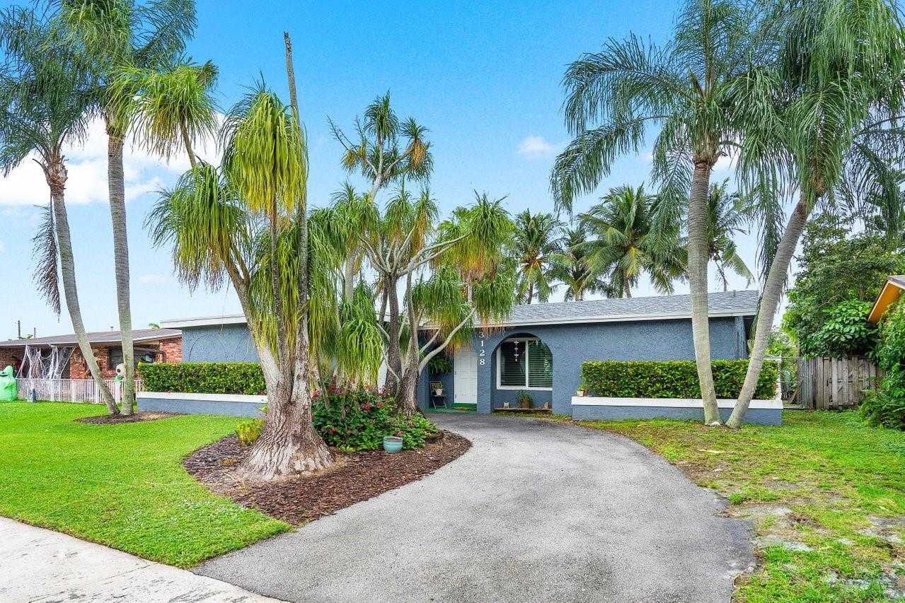 3128 NW 113th Ave