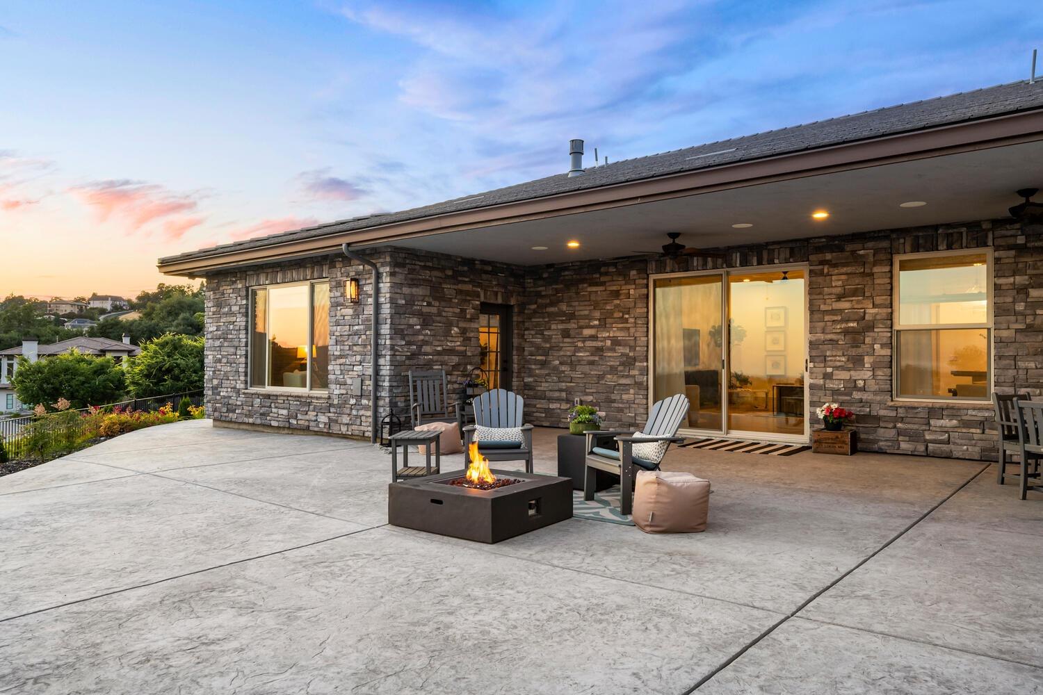 1735 Margaret Court