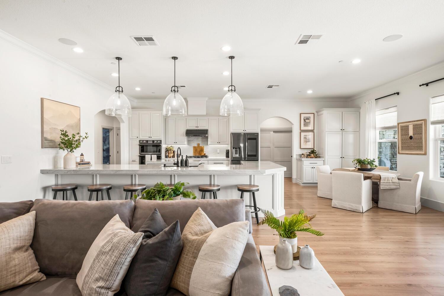 1735 Margaret Court