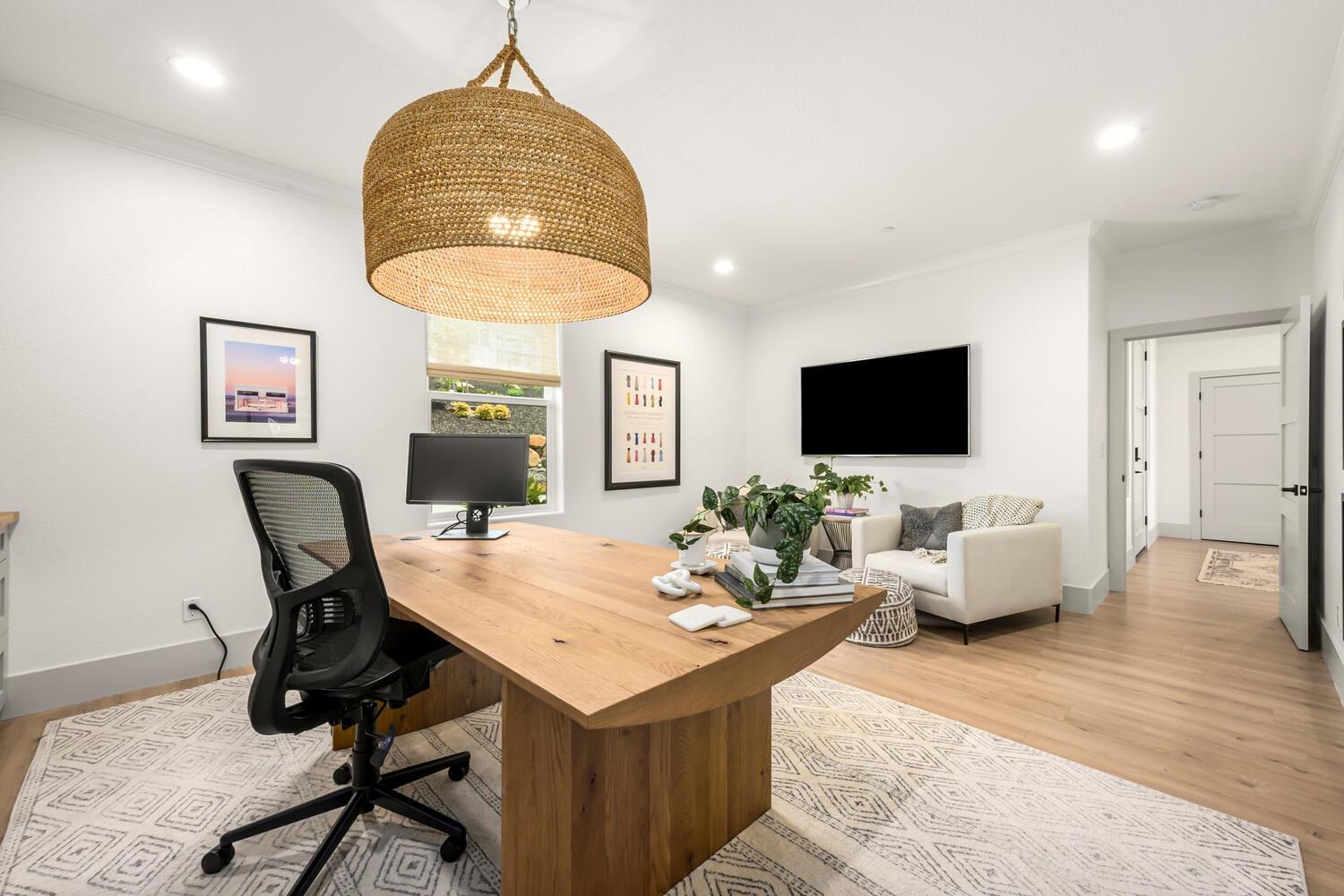 1735 Margaret Court