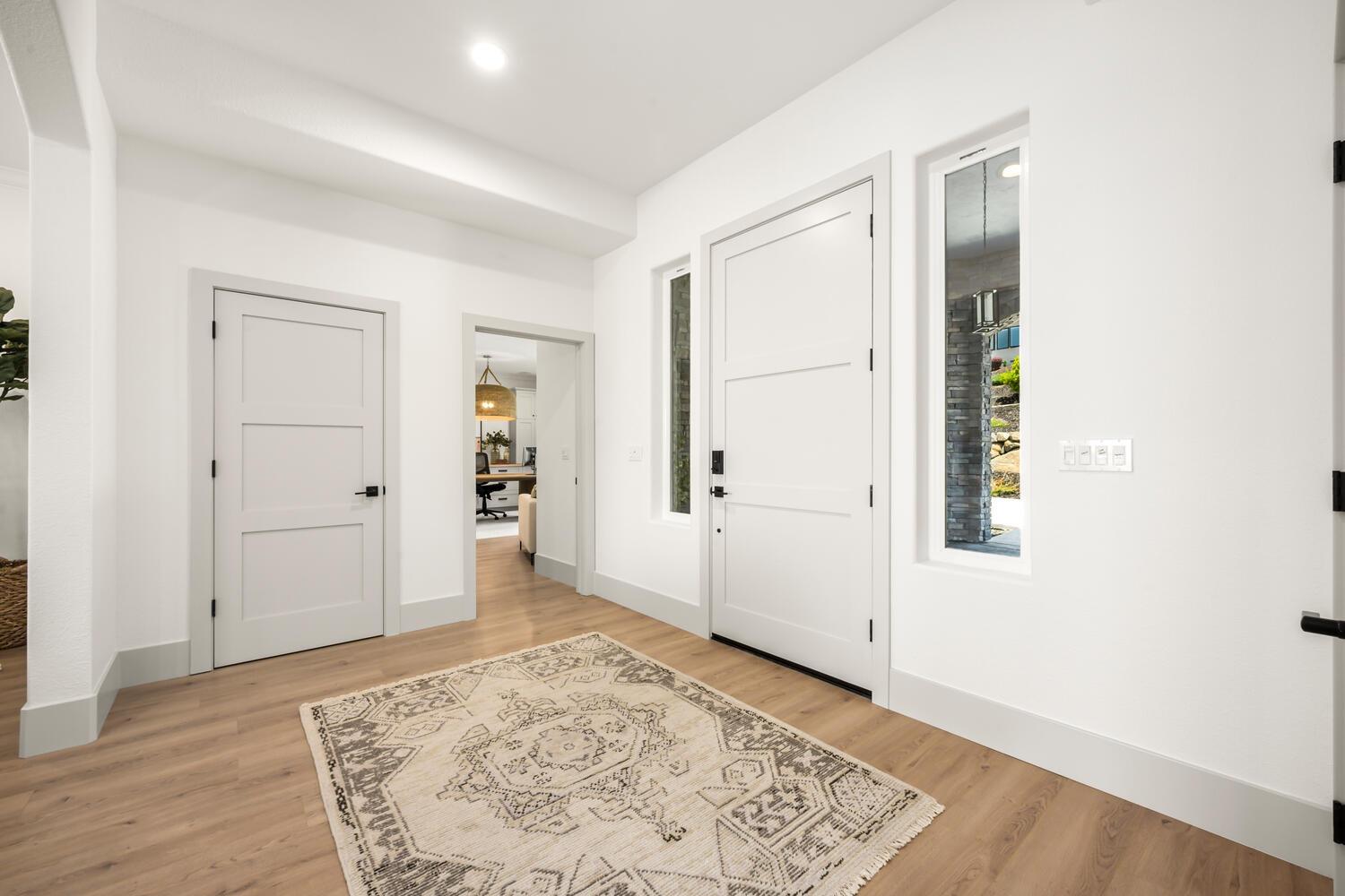 1735 Margaret Court
