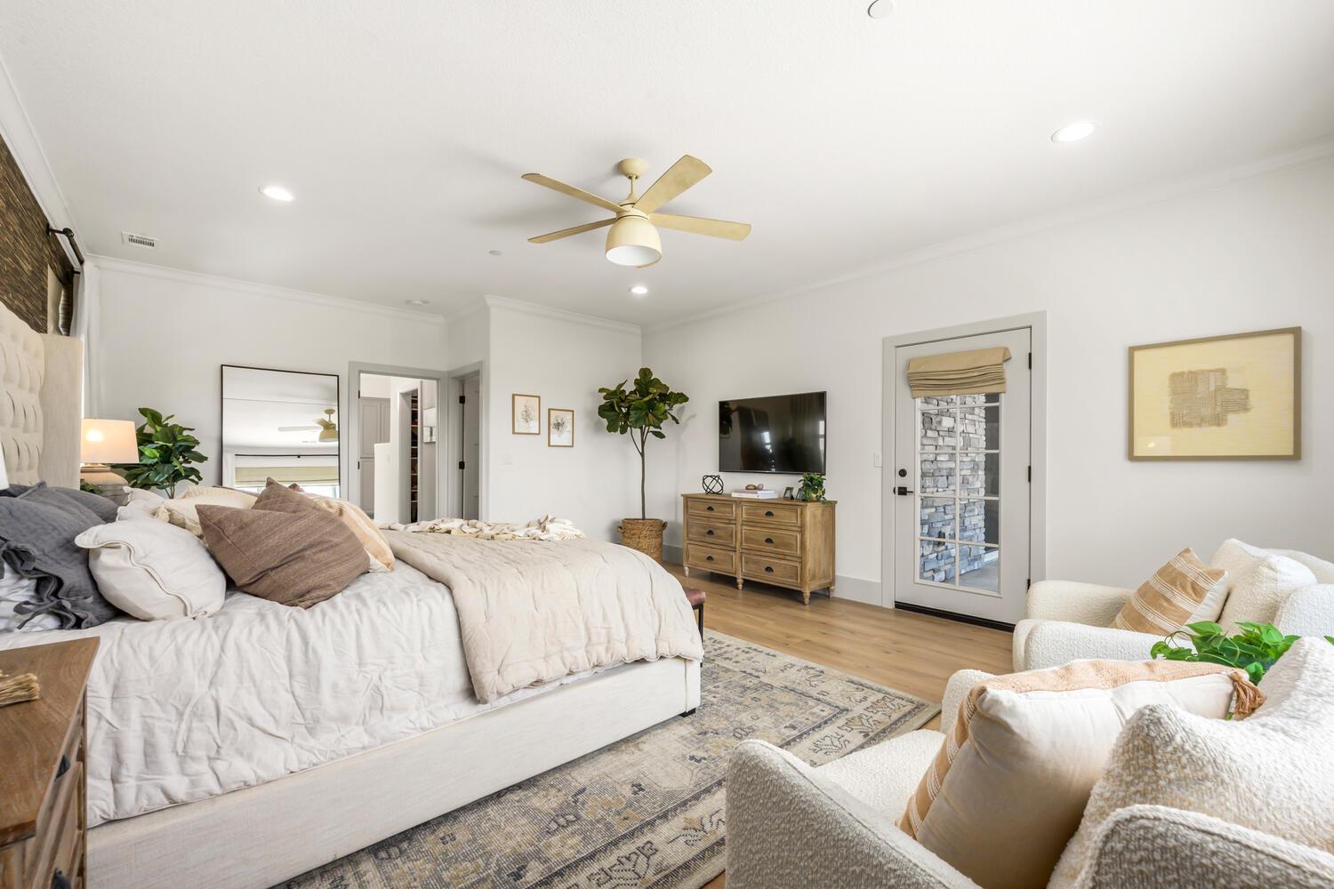 1735 Margaret Court