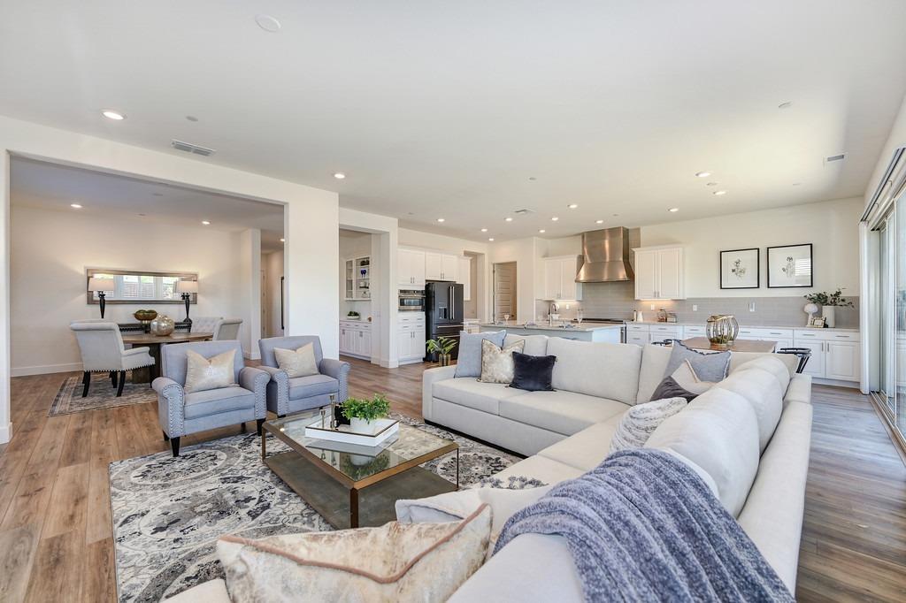2995 Calypso Circle