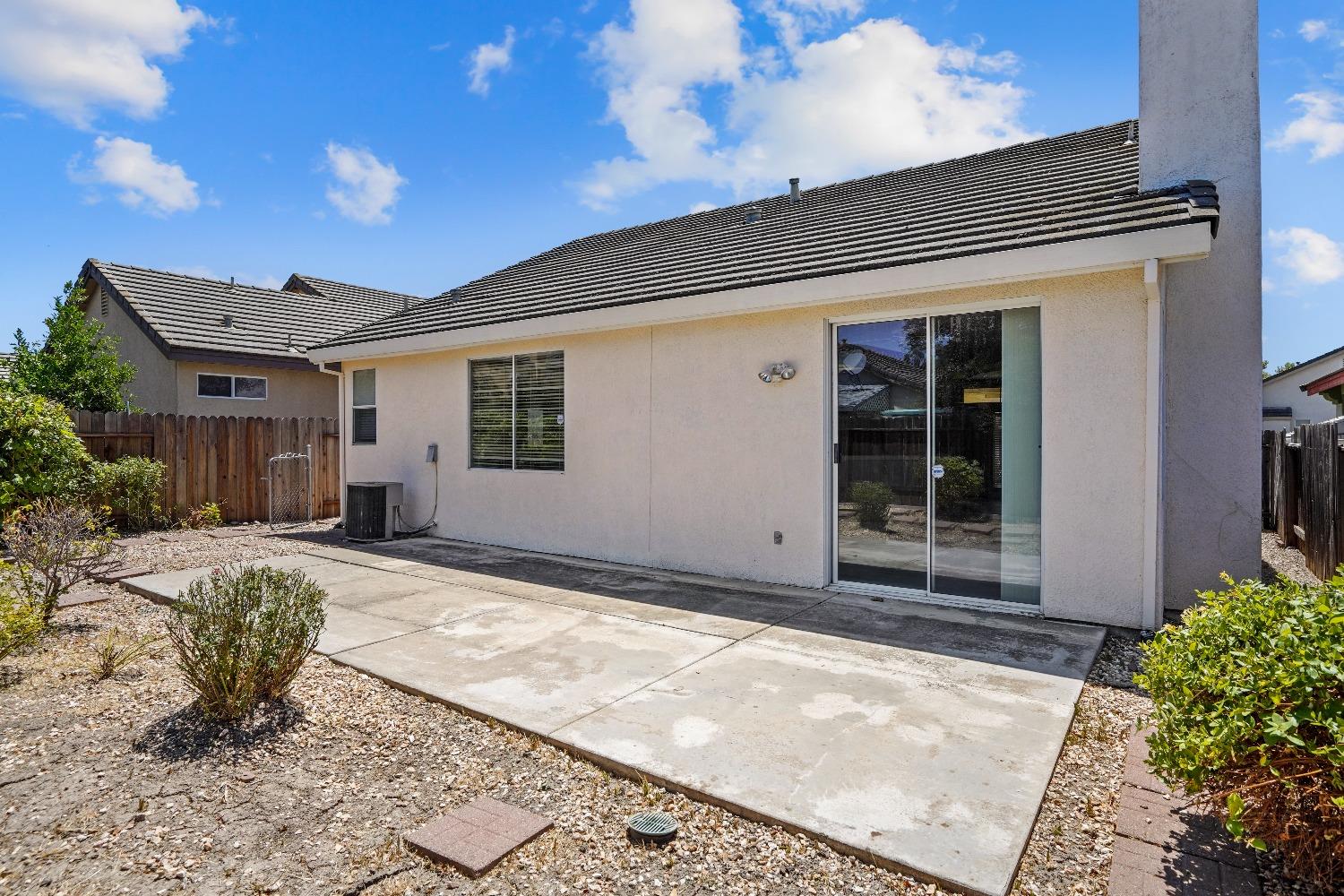 5407 Laguna Crest Way